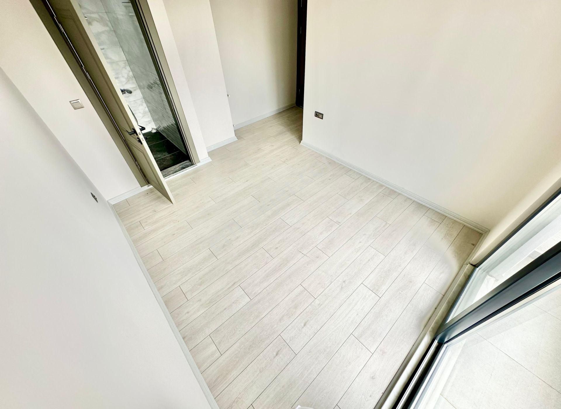 ꧁ay Emlaktan꧂akçay'da Pazar Sokagında Denize Sadece 400 M Ebeveyn Banyolu Ayrı Mutfak 2+1 Lüx Daire - Görsel 17