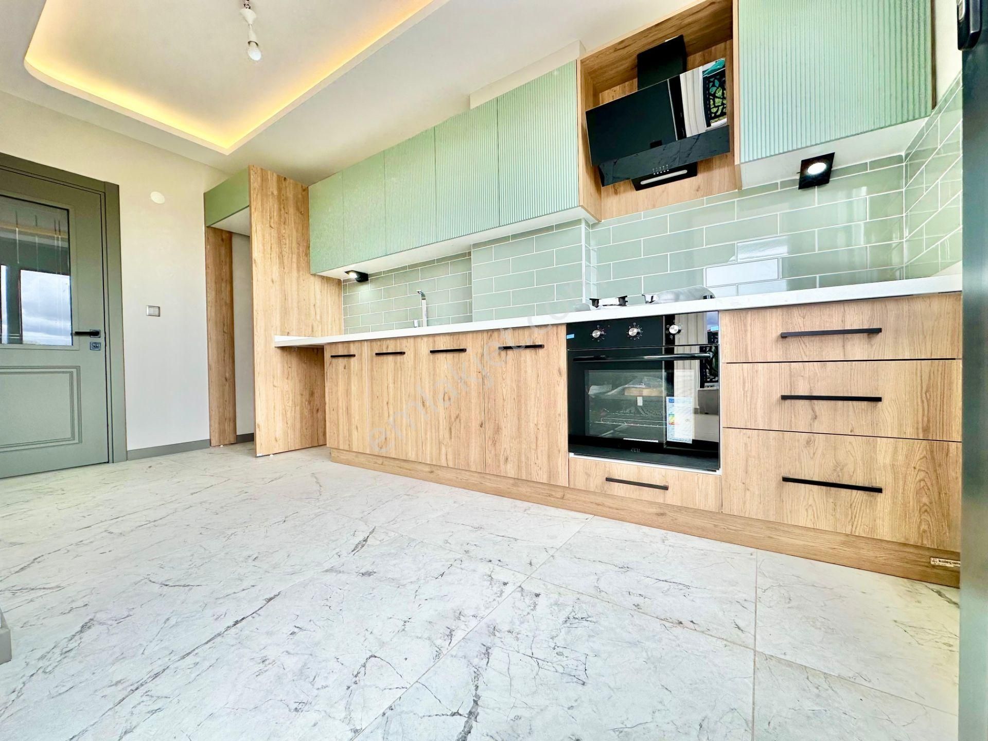 ꧁ay Emlaktan꧂akçay'da Pazar Sokagında Denize Sadece 400 M Ebeveyn Banyolu Ayrı Mutfak 2+1 Lüx Daire - Görsel 12