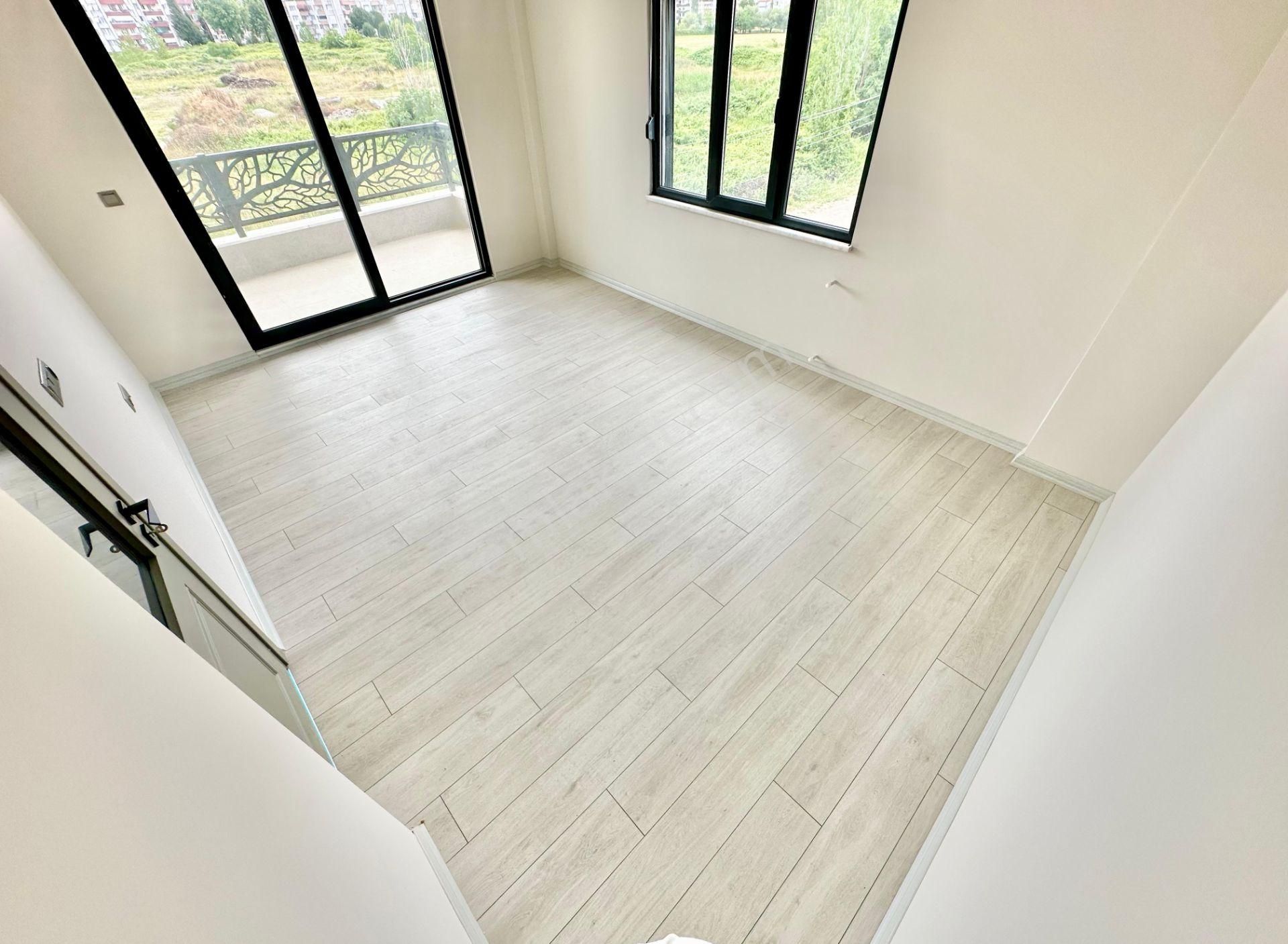 ꧁ay Emlaktan꧂akçay'da Pazar Sokagında Denize Sadece 400 M Ebeveyn Banyolu Ayrı Mutfak 2+1 Lüx Daire - Görsel 11