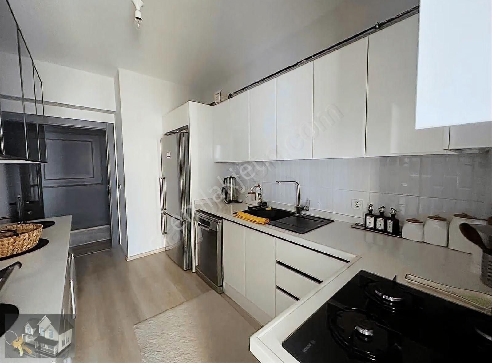 Merkez Metro Yanında Lüks Dekorasyonlu Büyük Tip 3+1 - Görsel 23