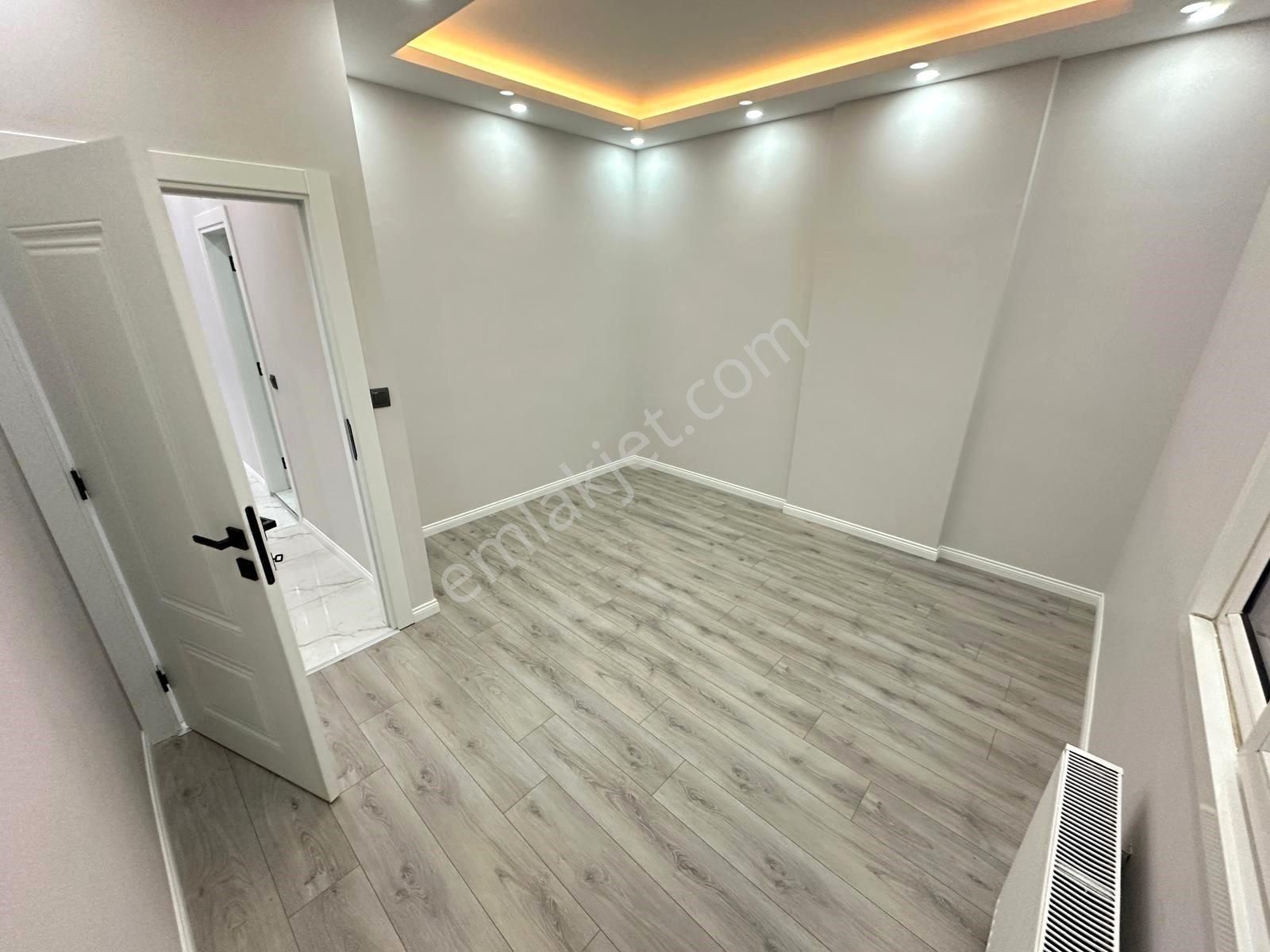 ▃yatırım▃süreyya Plajında İçi Yenilenmiş Ön Cephe Lüks 3+1 - Görsel 22