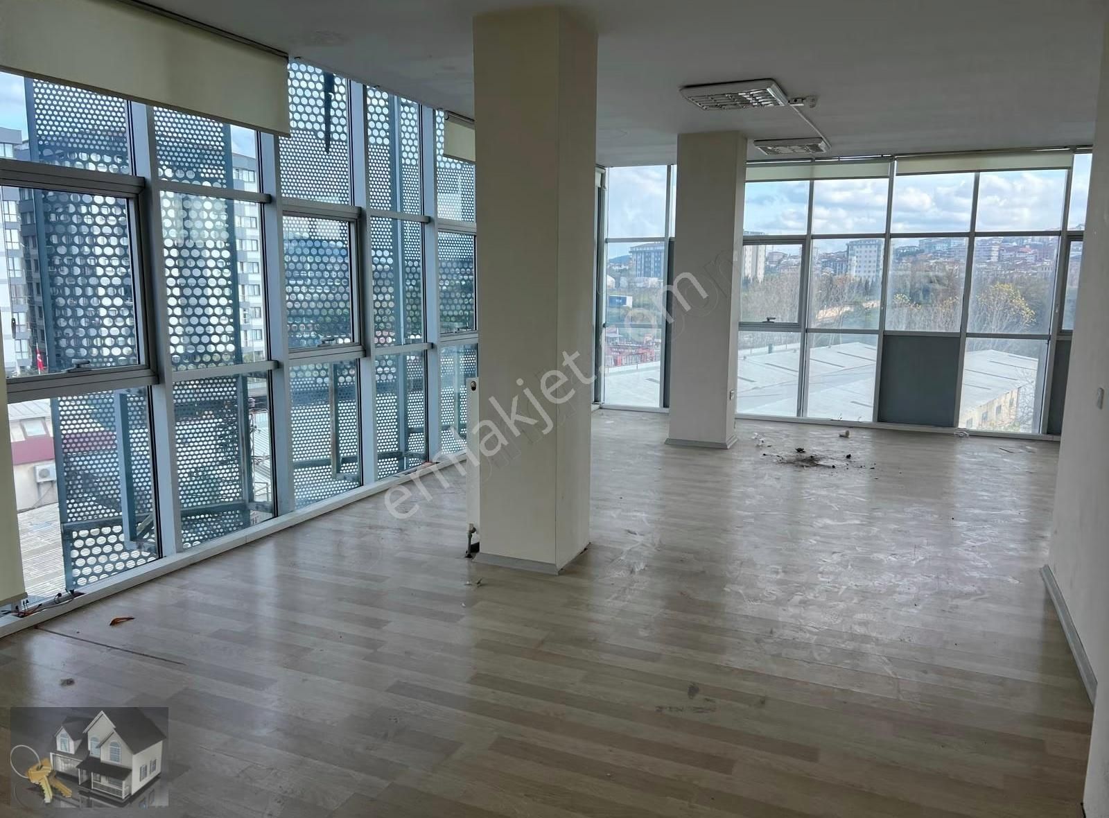 Taşdelen Çekmeköy Otoban Cepheli Kiralık 1500 M2 Bakımlı Plaza - Görsel 8
