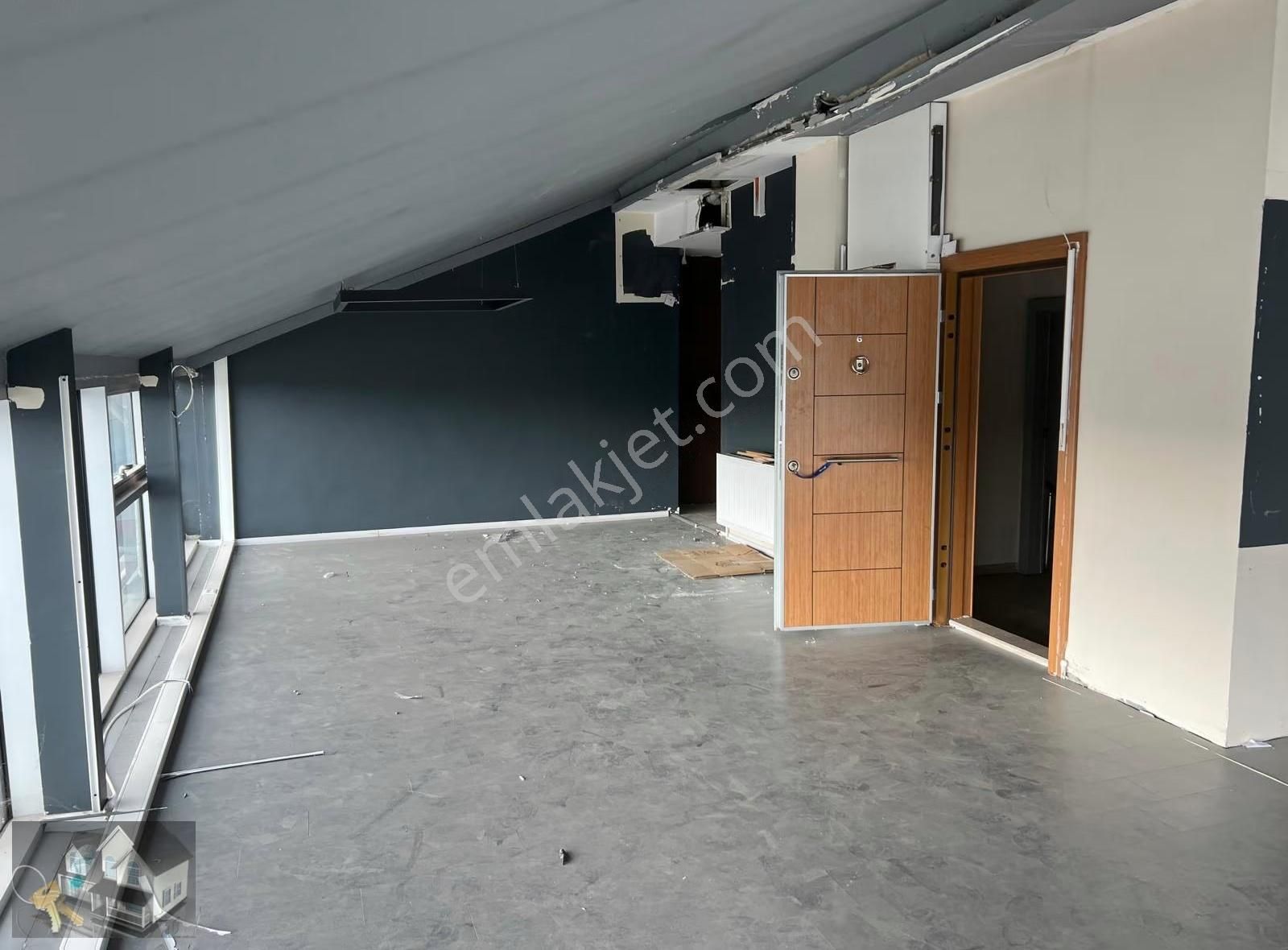 Taşdelen Çekmeköy Otoban Cepheli Kiralık 1500 M2 Bakımlı Plaza - Görsel 3