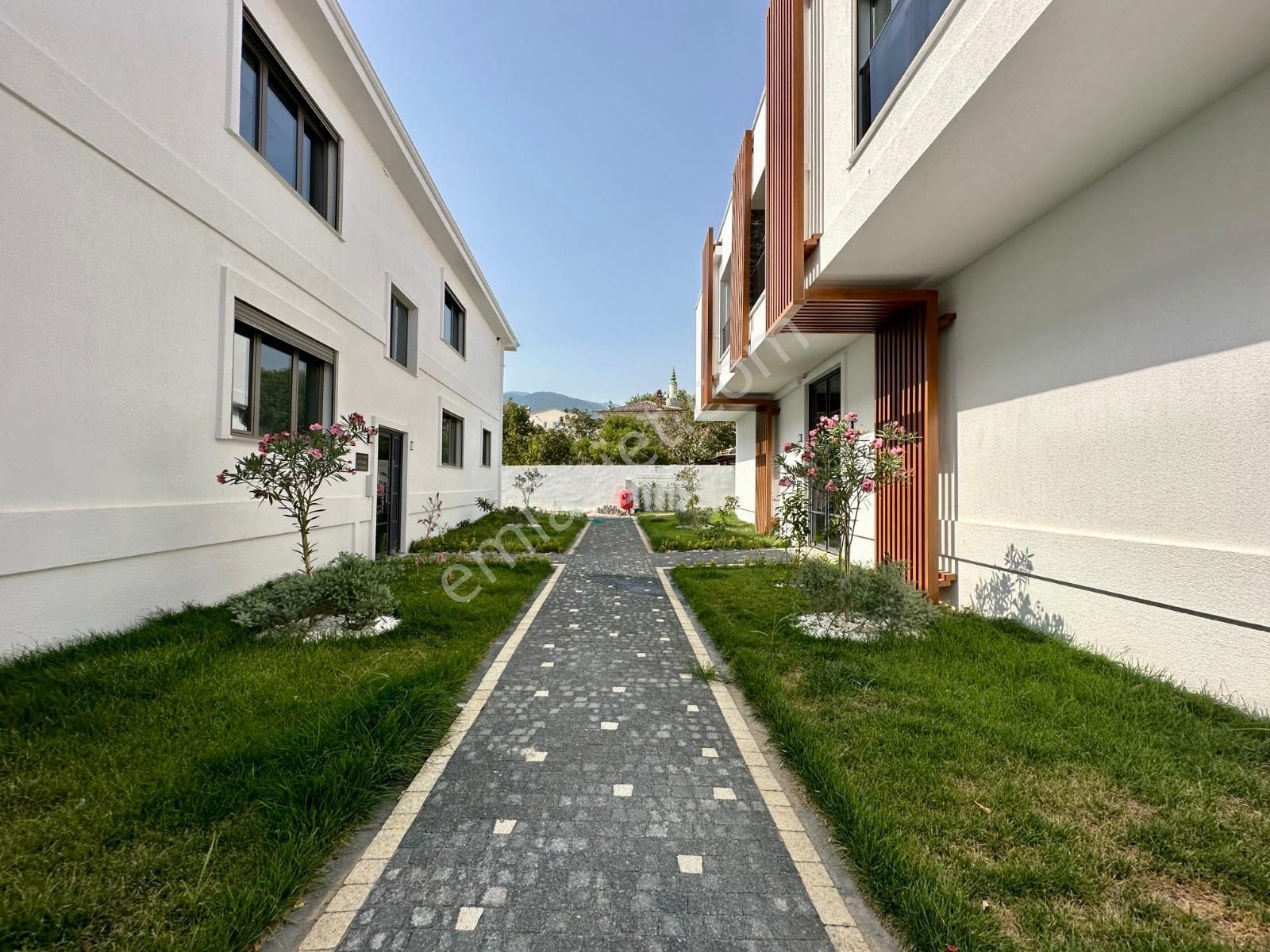 🏡 Referans'tan Akçay'da Lüks Ve Ferah Şık Tasarımlı 1+1 Daire - Görsel 31