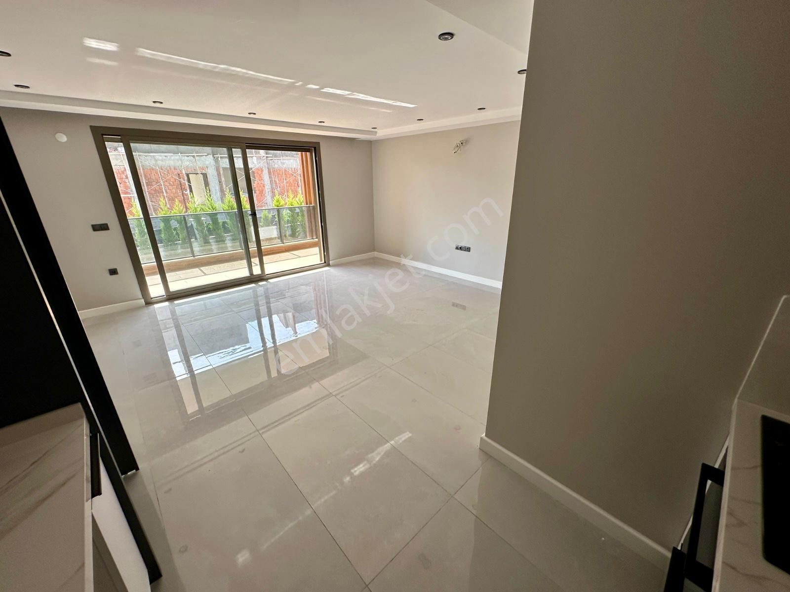 🏡 Referans'tan Akçay'da Lüks Ve Ferah Şık Tasarımlı 1+1 Daire - Görsel 10