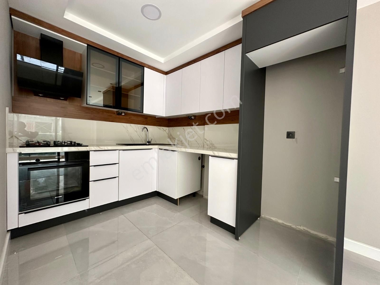 🏡 Referans'tan Akçay'da Lüks Ve Ferah Şık Tasarımlı 1+1 Daire