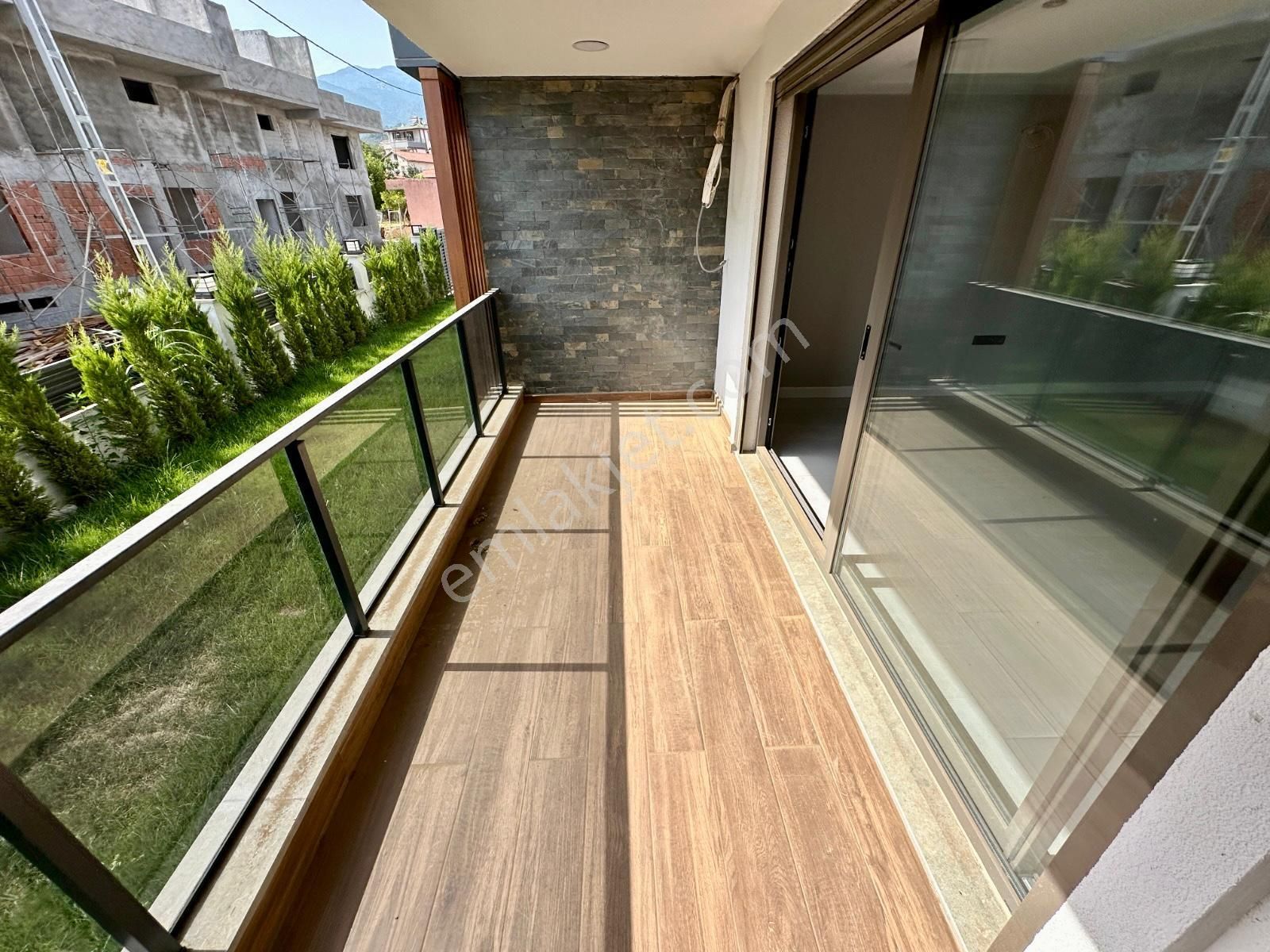 🏡 Referans'tan Akçay'da Lüks Ve Ferah Şık Tasarımlı 1+1 Daire - Görsel 13