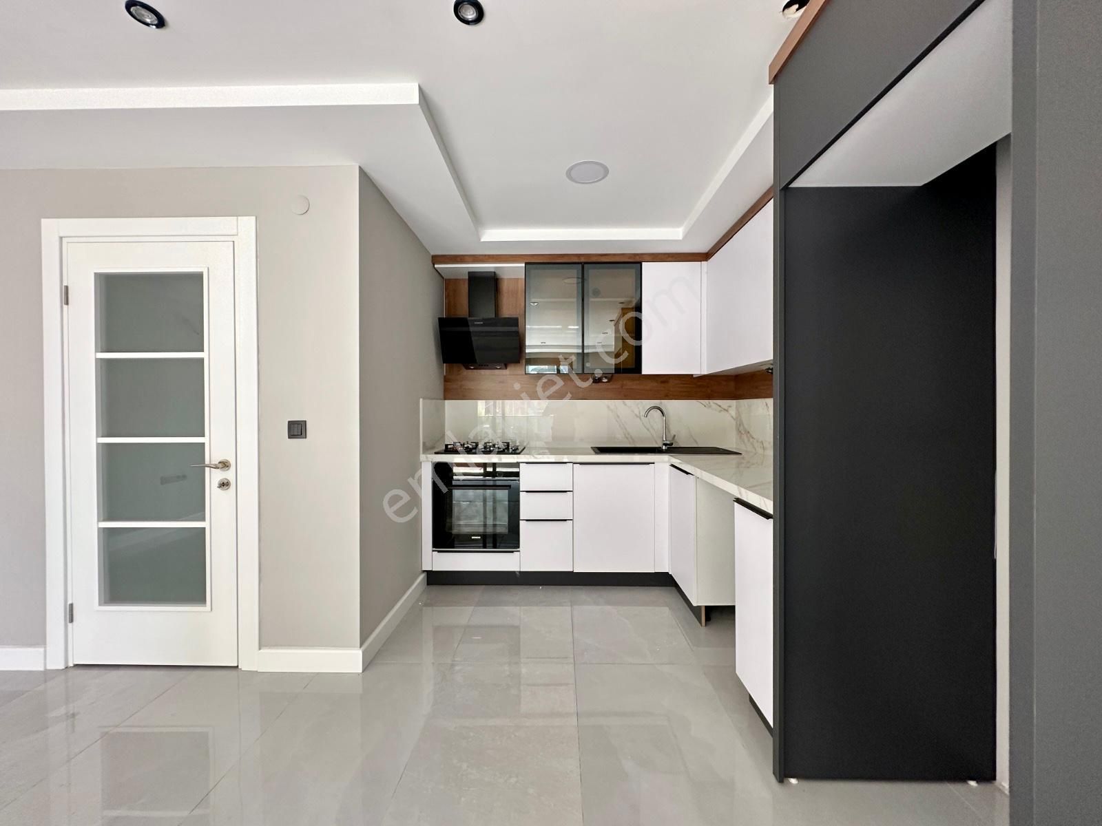 🏡 Referans'tan Akçay'da Lüks Ve Ferah Şık Tasarımlı 1+1 Daire - Görsel 4