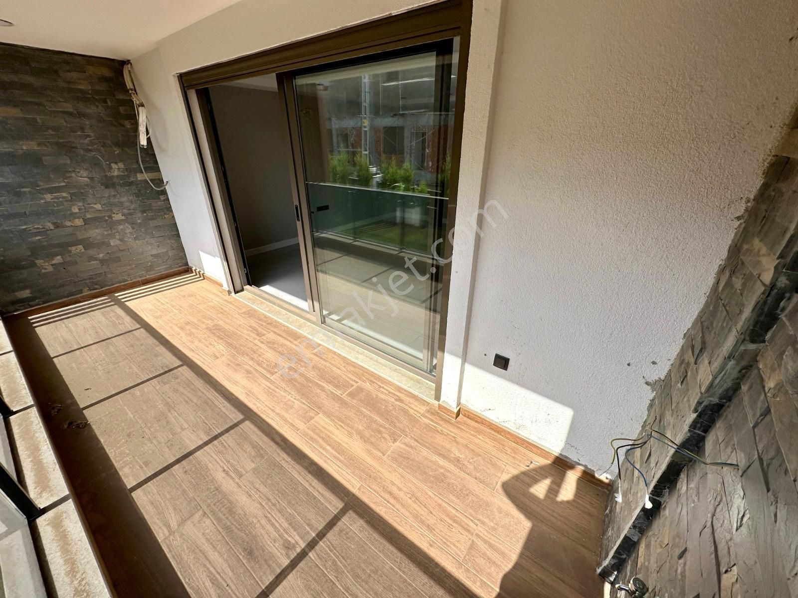 🏡 Referans'tan Akçay'da Lüks Ve Ferah Şık Tasarımlı 1+1 Daire - Görsel 15