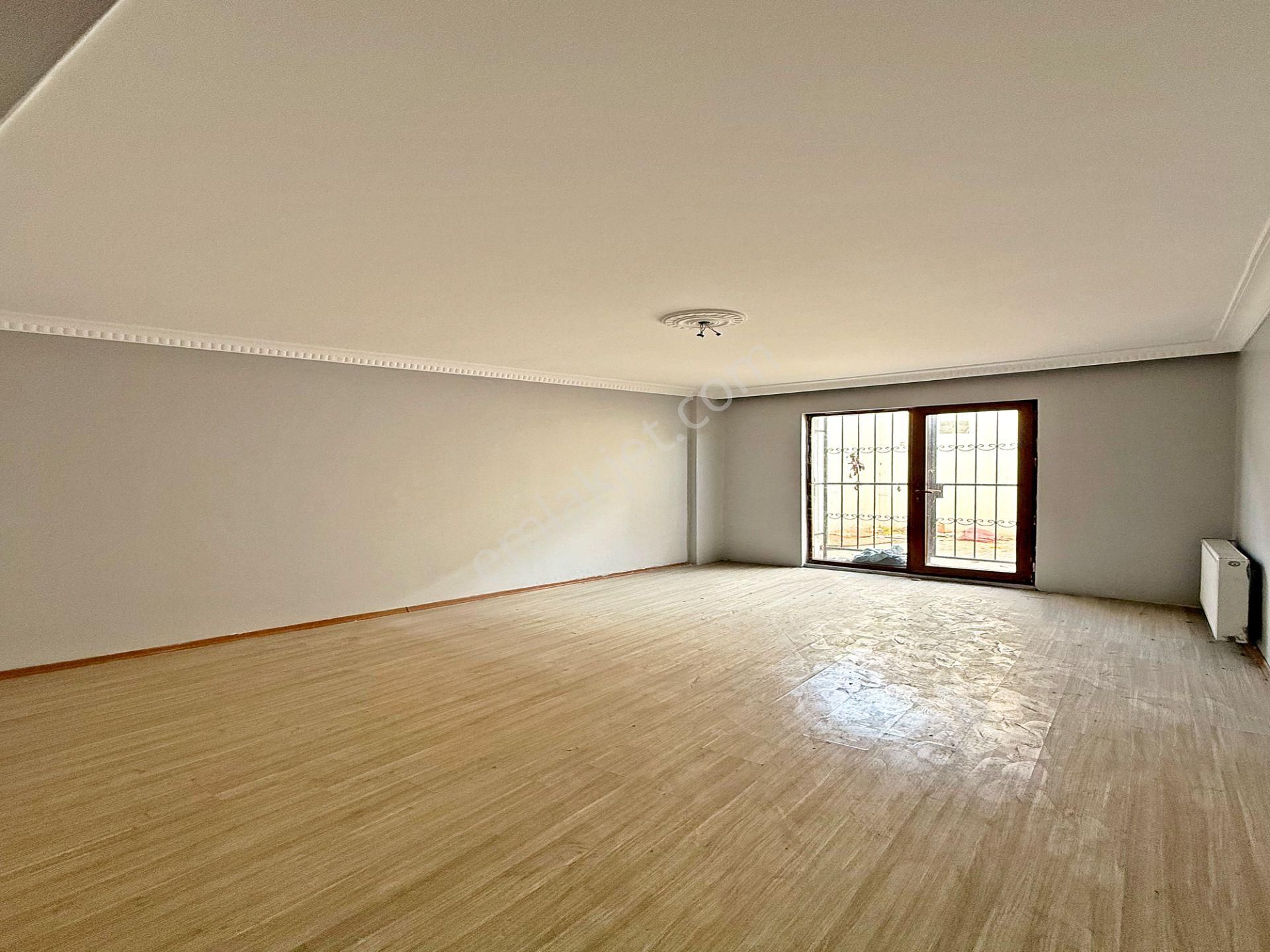 Tem Otoyoluna Ve Eskule Avm'ye Yakın 2+1 Giriş Emsalinde Daire - Görsel 4