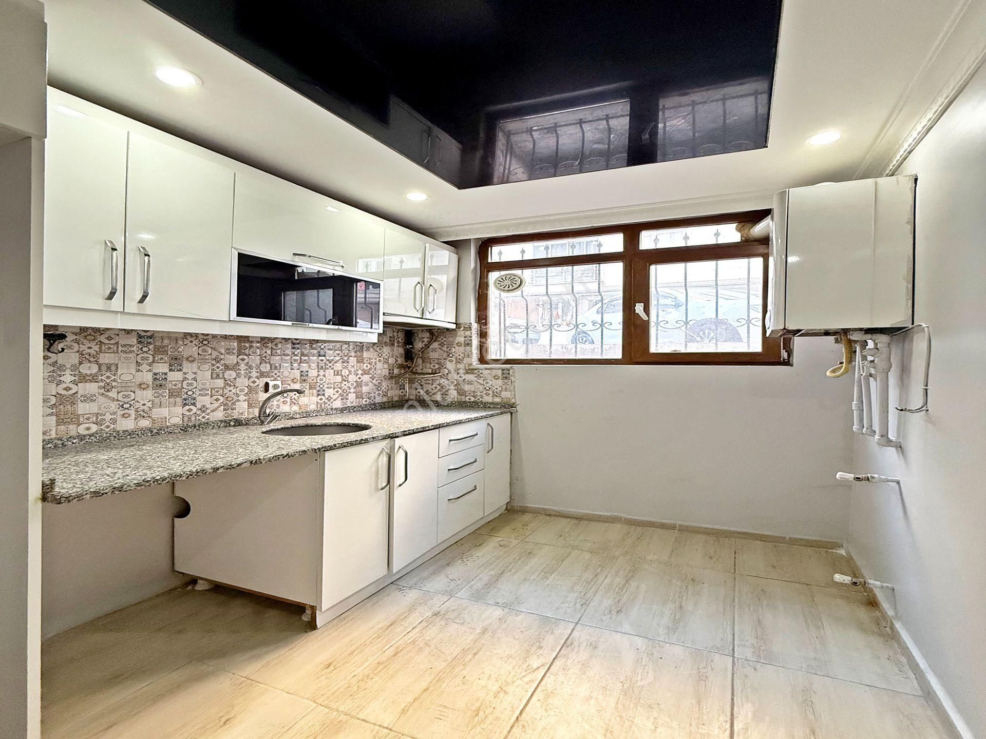 Tem Otoyoluna Ve Eskule Avm'ye Yakın 2+1 Giriş Emsalinde Daire - Görsel 2