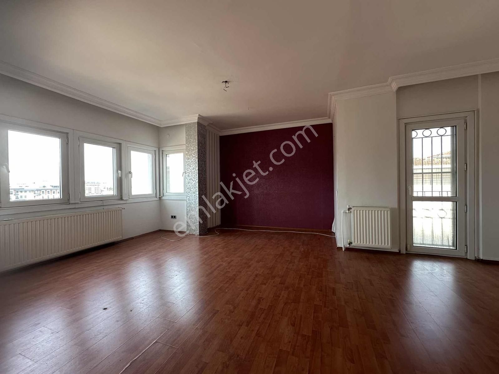 Ata 2 Sit.----- Çok İyi Konumda - Bahçeli - 300 M2 5+2 Boş Villa - Görsel 10