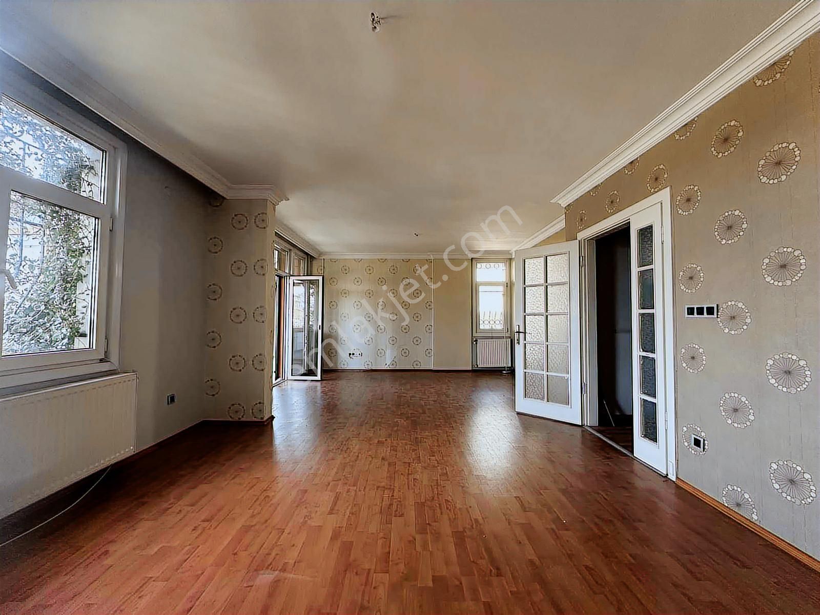 Ata 2 Sit.----- Çok İyi Konumda - Bahçeli - 300 M2 5+2 Boş Villa - Görsel 16