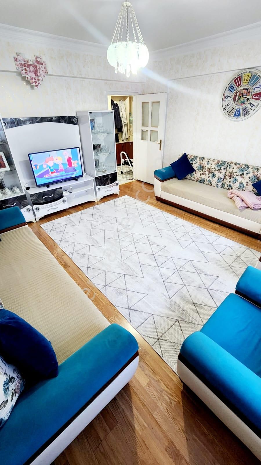 Altındağ - Karapürçek Mahallesinde Köroğlu Parkı Yakınında 3+1 Satılık Daire !!!