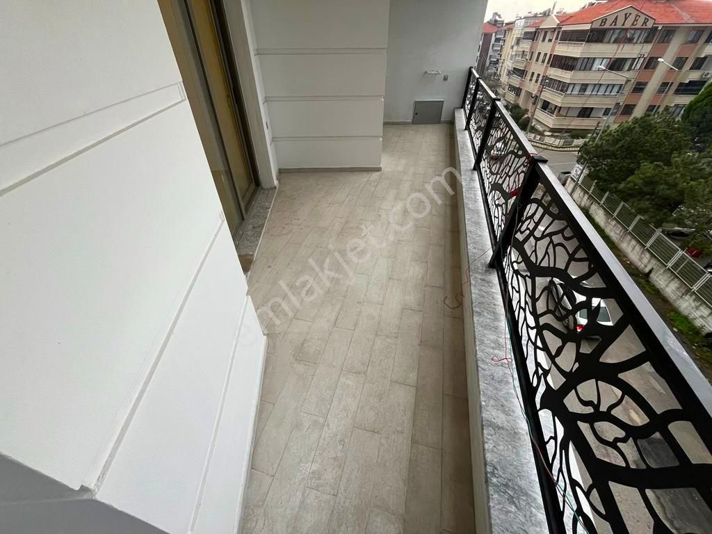 ꧁ Ay Emlak'tan꧂akçay Merkez'de Ultra Lüks Tasarımlı Ara Kat Ayrı Mutfak Satılık 2+1 Lüx Daire - Görsel 21