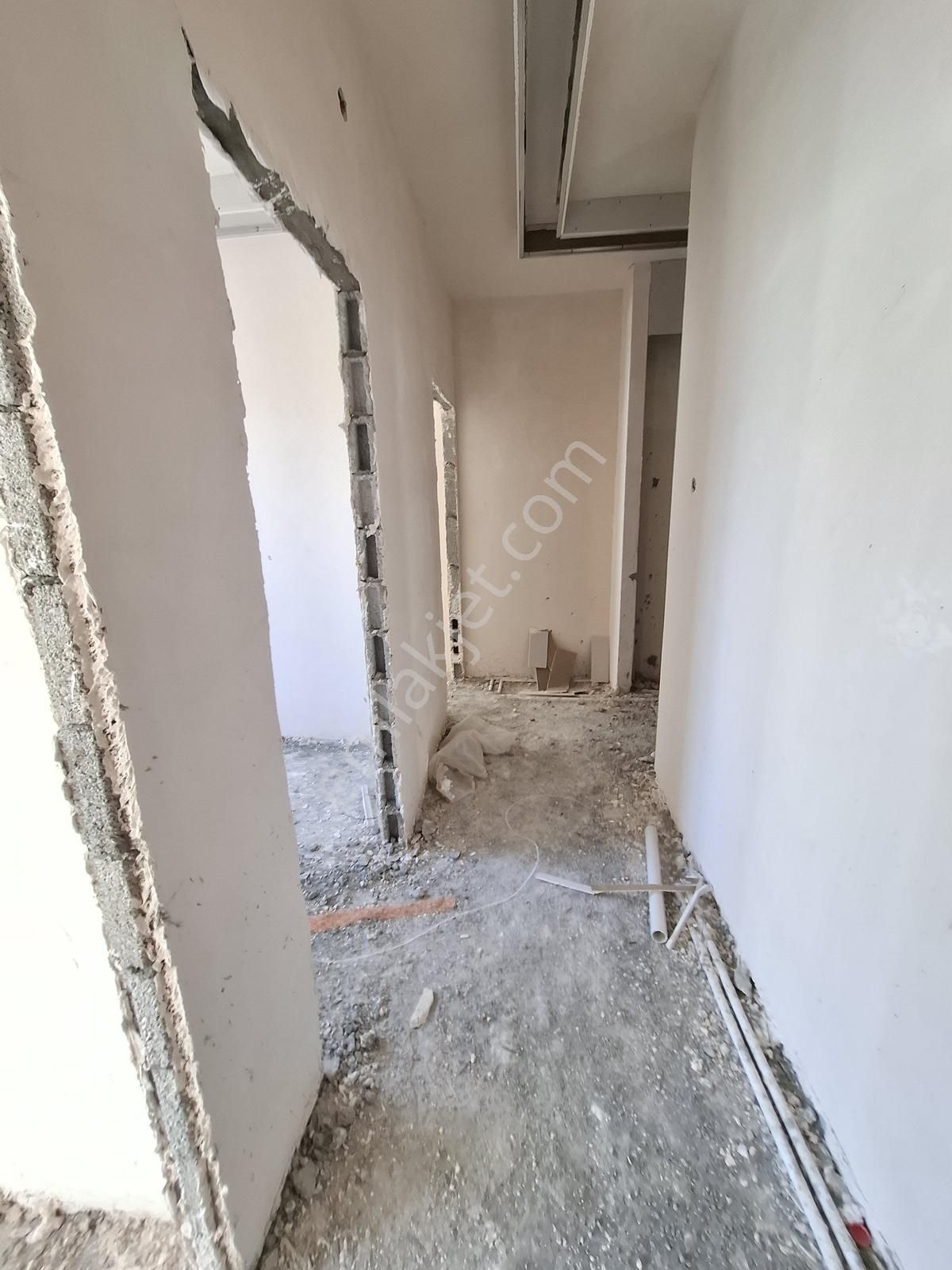 Farklıkatlardavardır- Makine İkmal Civarı-0 Daire 2+1 - Görsel 8