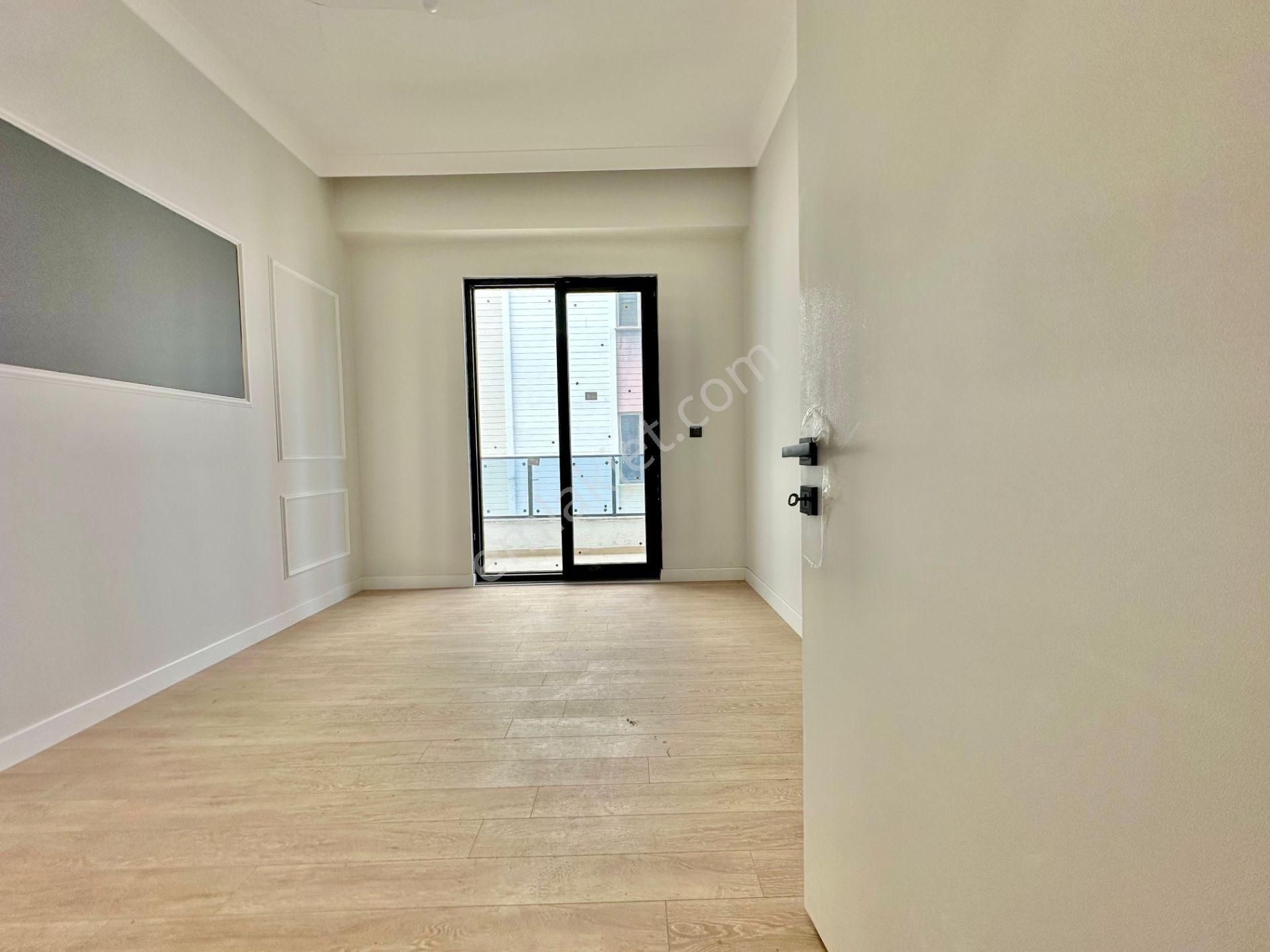 ⭐ay Emlaktan⭐akçay'da Denize Yakın Ön Cephe Şık Tasarımlı Arakat Çift Balkon Satılık 2+1 Lüx Daire - Görsel 18