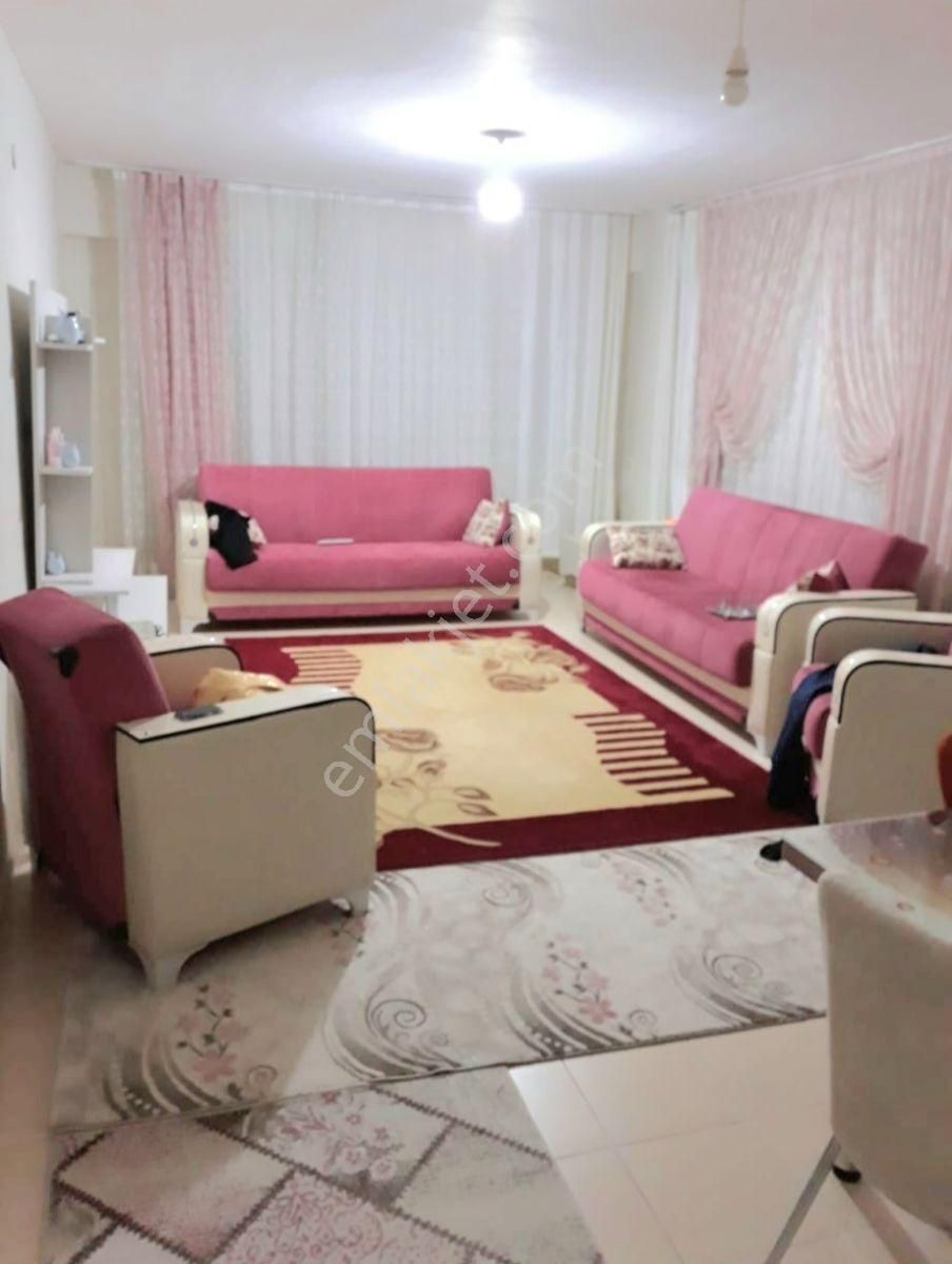 Kısa Süreliğine-taşınmaya Hazır-güvenlikli Site 3+1