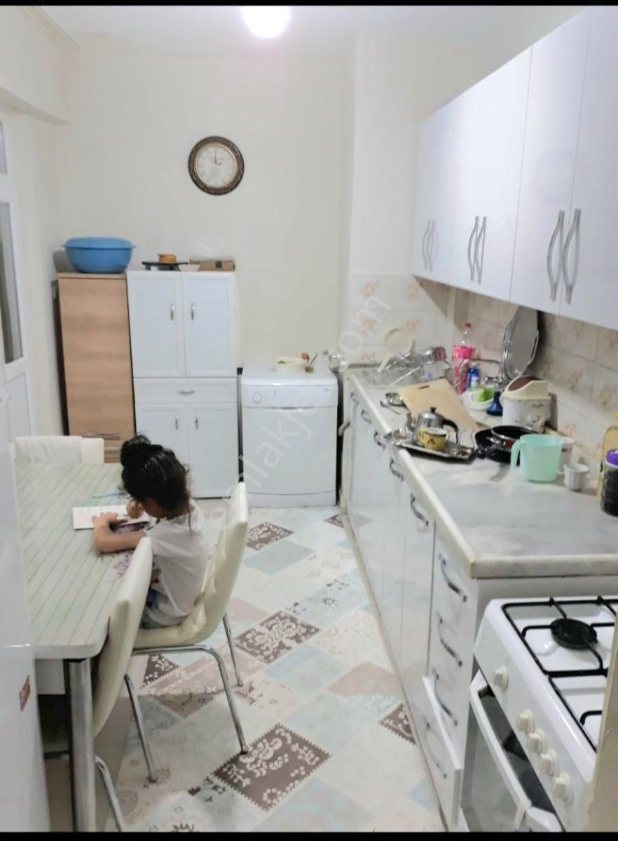 Kısa Süreliğine-taşınmaya Hazır-güvenlikli Site 3+1 - Görsel 4