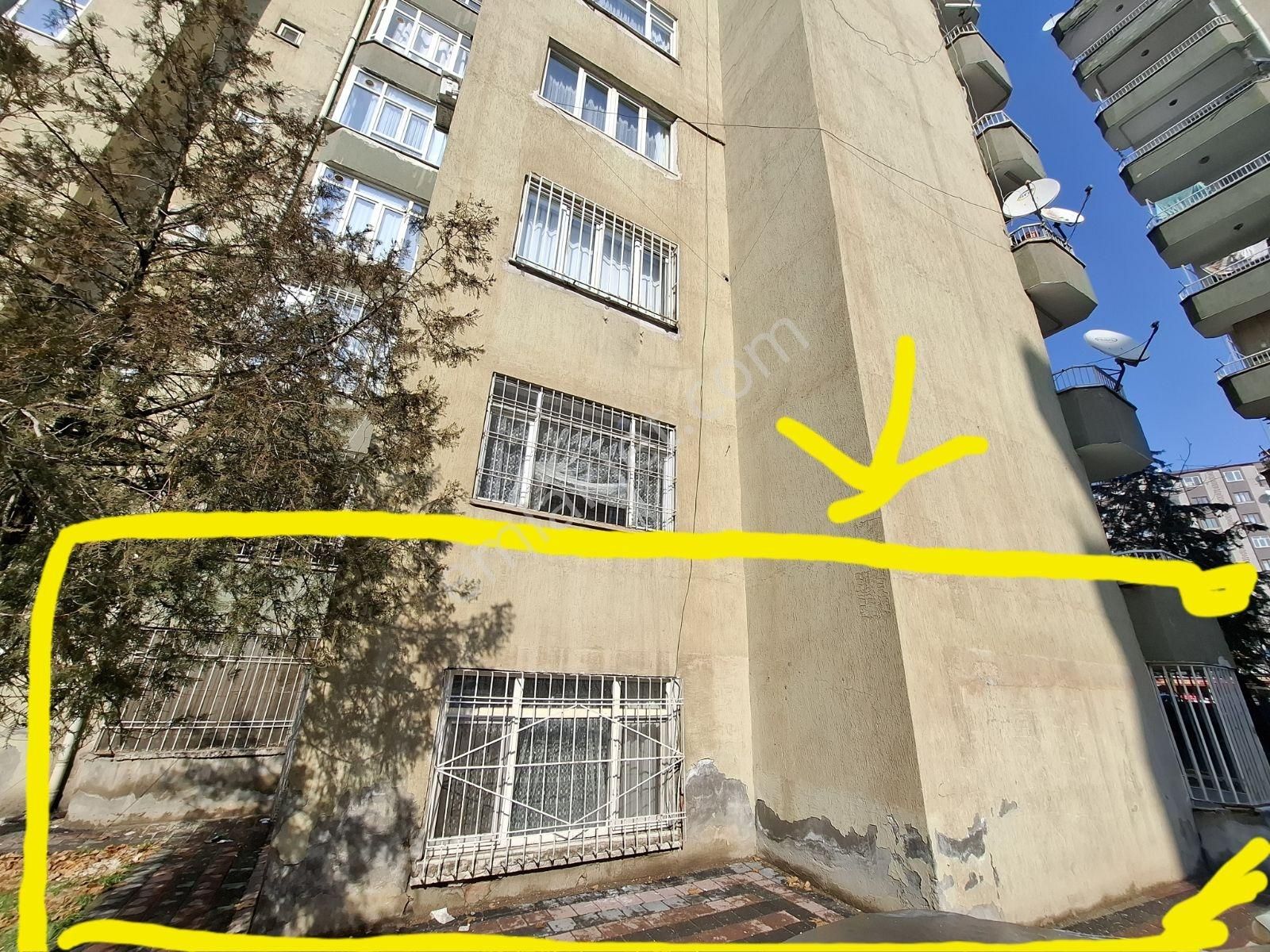 Kısa Süreliğine-taşınmaya Hazır-güvenlikli Site 3+1 - Görsel 11