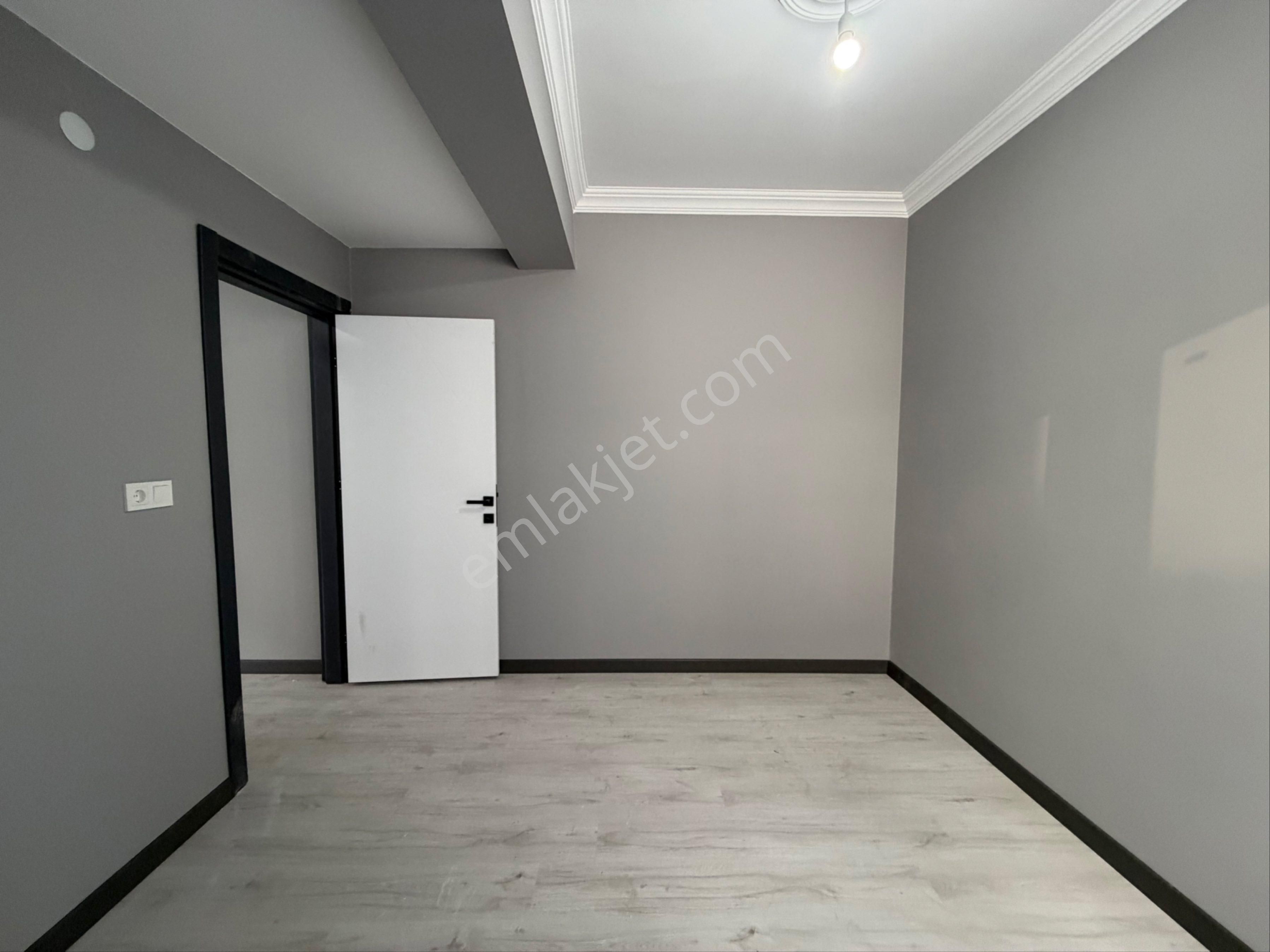 Çorlu Şeyh Sinan Mahallesinde 1+1 Satılık Daire - Görsel 8