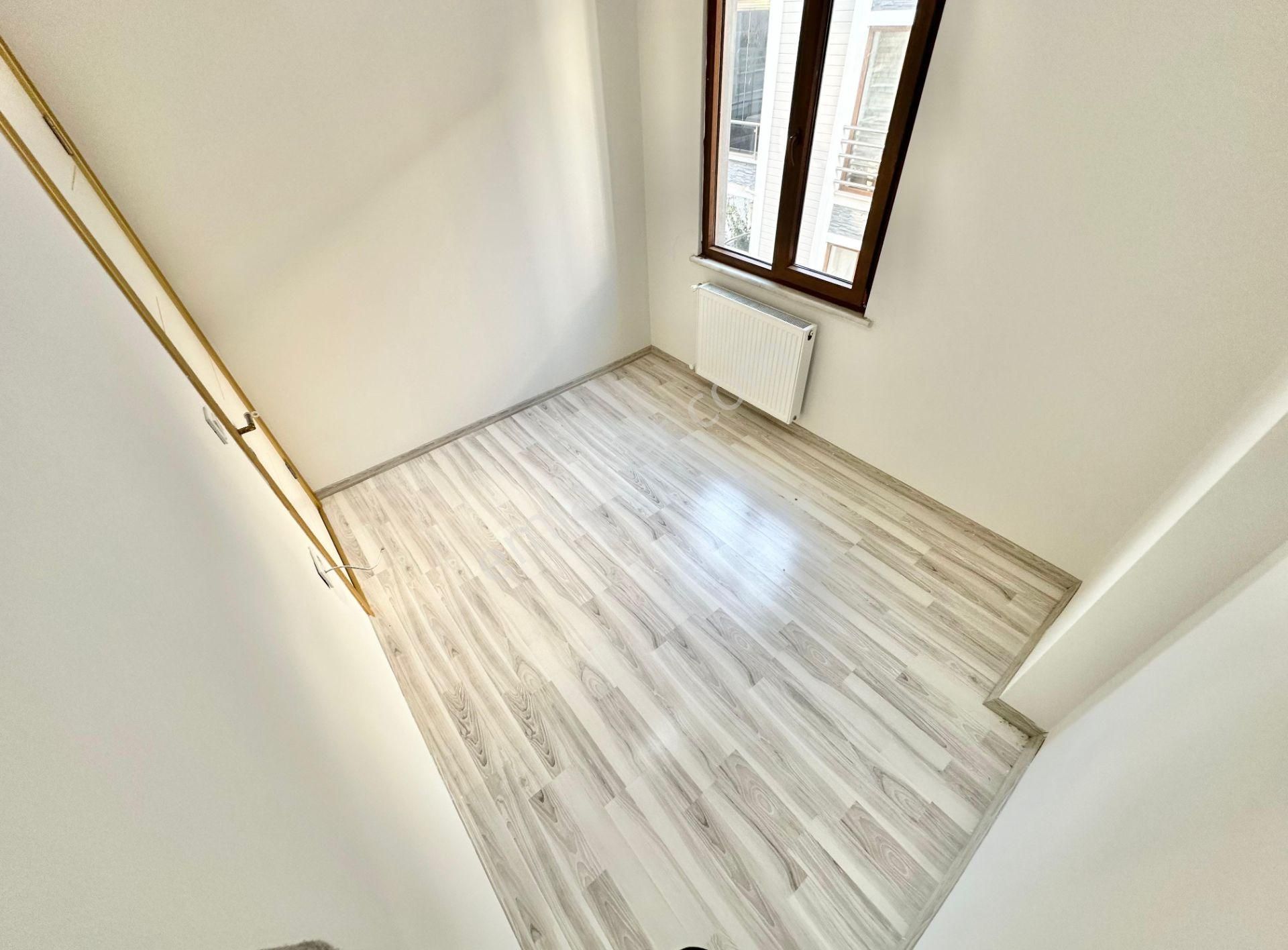 ꧁ay Emlaktan꧂akçay'da Arakat Doğalgaz Kombili Kapalı Balkonlu Satılık 2+1ultra Lüks Daire - Görsel 23