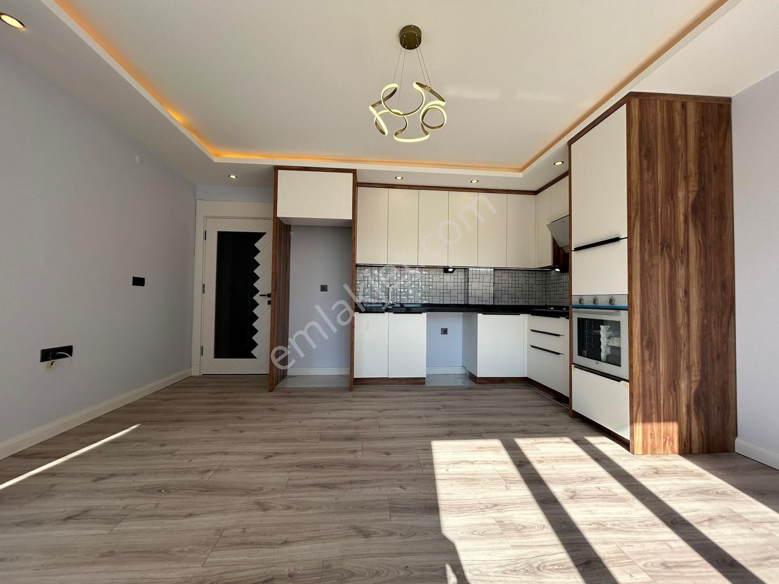 🌜akçay Ay Emlaktan🌛altınoluk'ta Kazdağlarının Eteklerinde Lüks Tasarımlı Satılık 3+1 Dublex Daire - Görsel 7