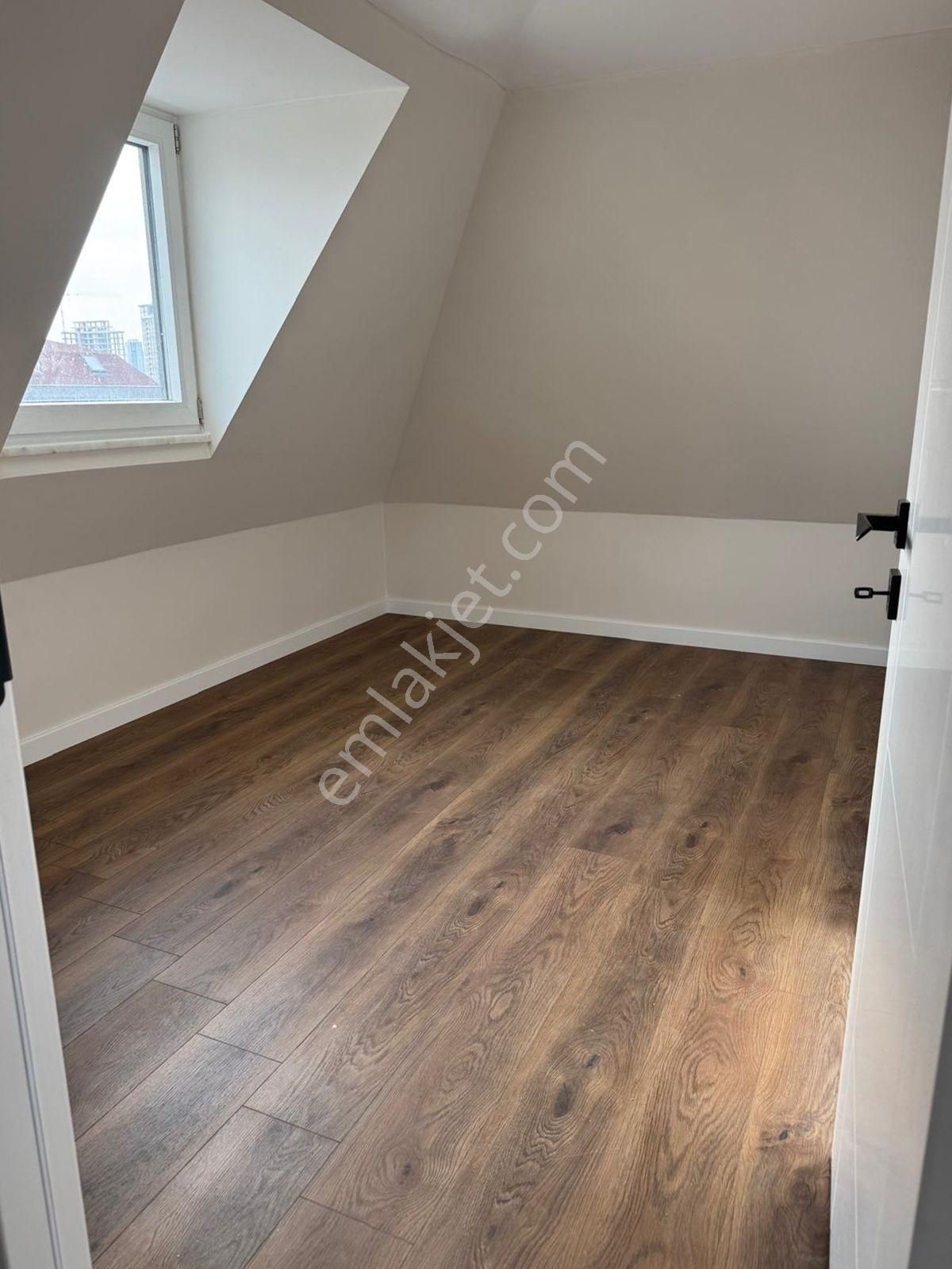 Adnan Kahveci Metroya Yürüme 2 Ayrı Girişli İskanlı 4+2 Dubleks - Görsel 15