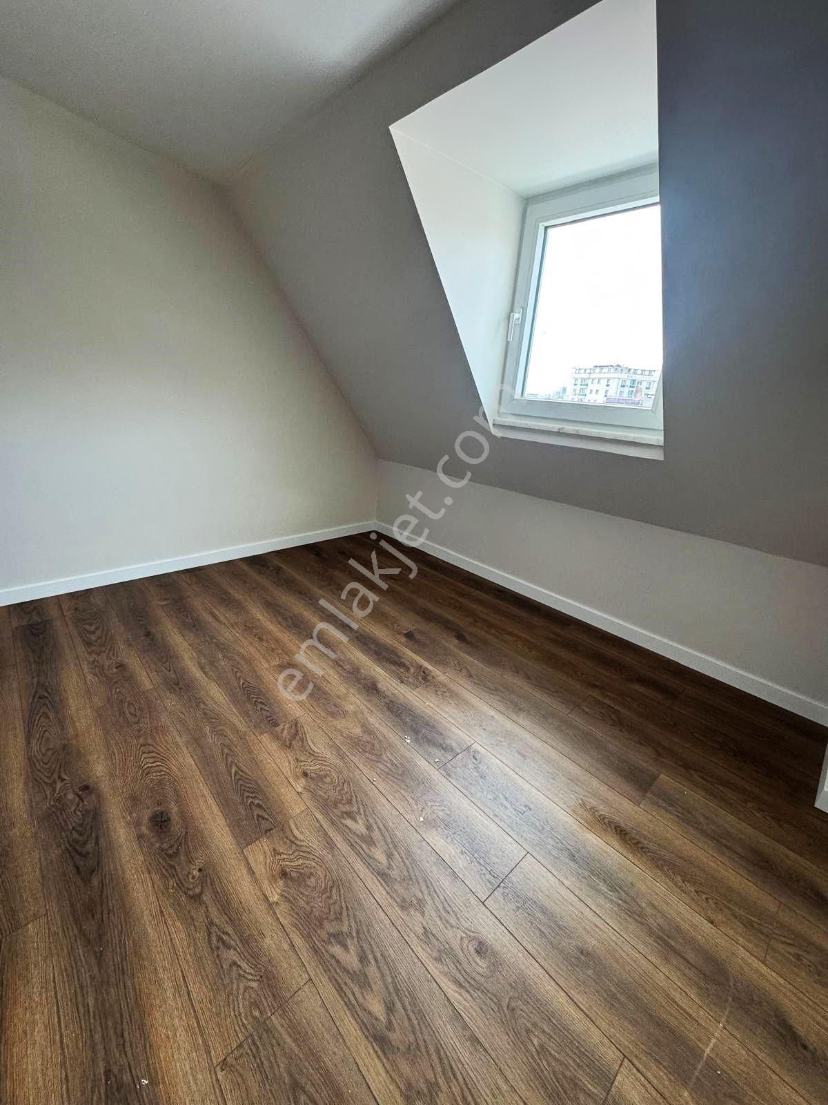 Adnan Kahveci Metroya Yürüme 2 Ayrı Girişli İskanlı 4+2 Dubleks - Görsel 14