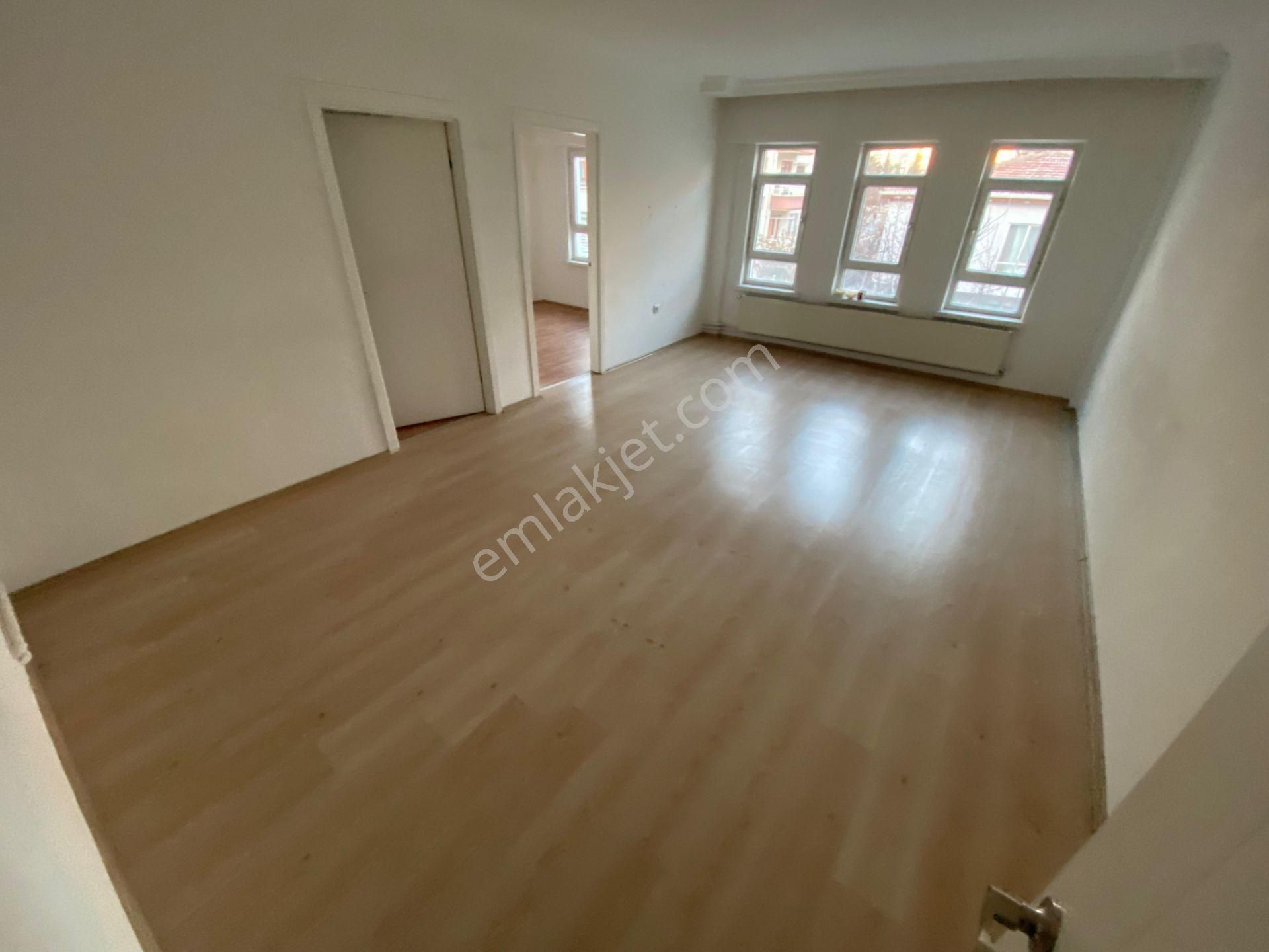 Tepebaşı Mahallesi 1.kat 3+1 Merkezi Konumda Kupon Daire