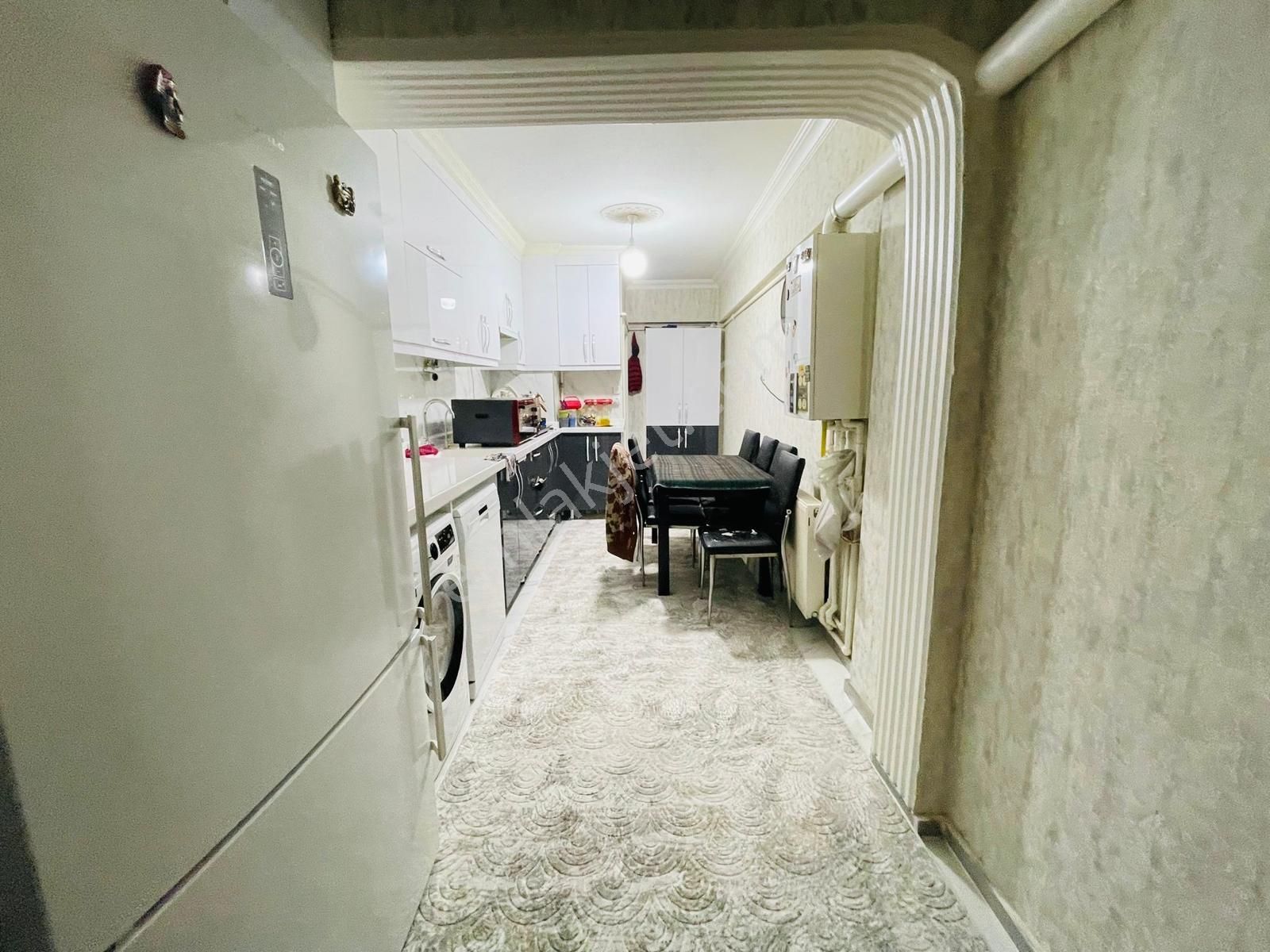 Ty Emlak'dan Malazgirt'te Cadde Cephe Full+full Yapılı Geniş M² - Görsel 6