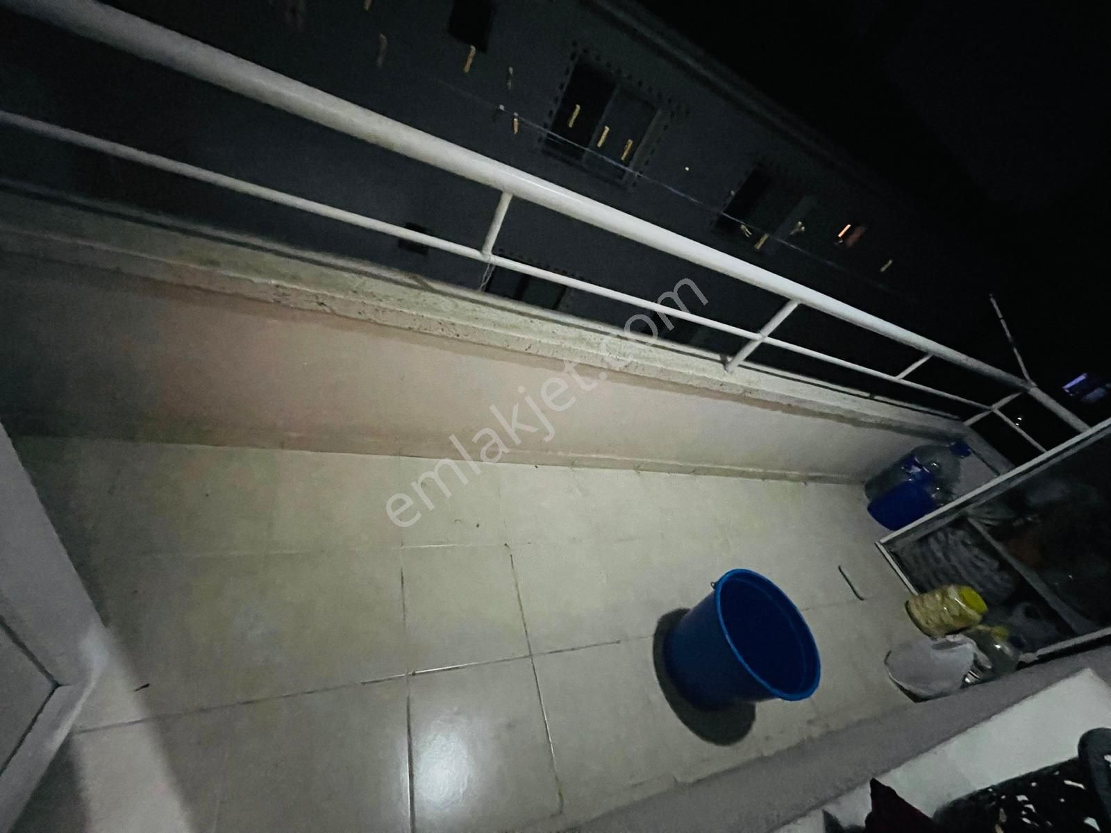 Ty Emlak'dan Malazgirt'te Cadde Cephe Full+full Yapılı Geniş M² - Görsel 34