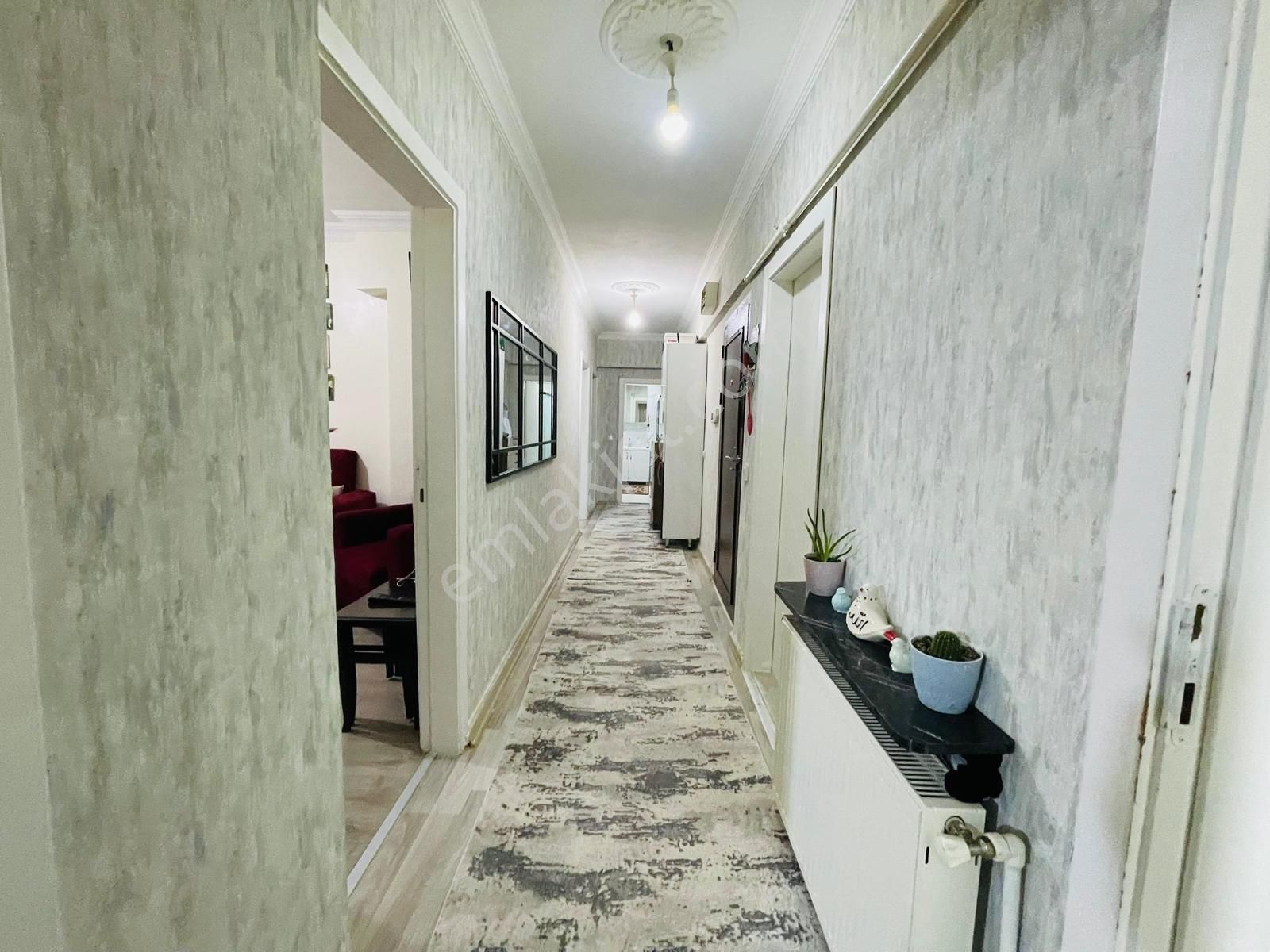 Ty Emlak'dan Malazgirt'te Cadde Cephe Full+full Yapılı Geniş M² - Görsel 23