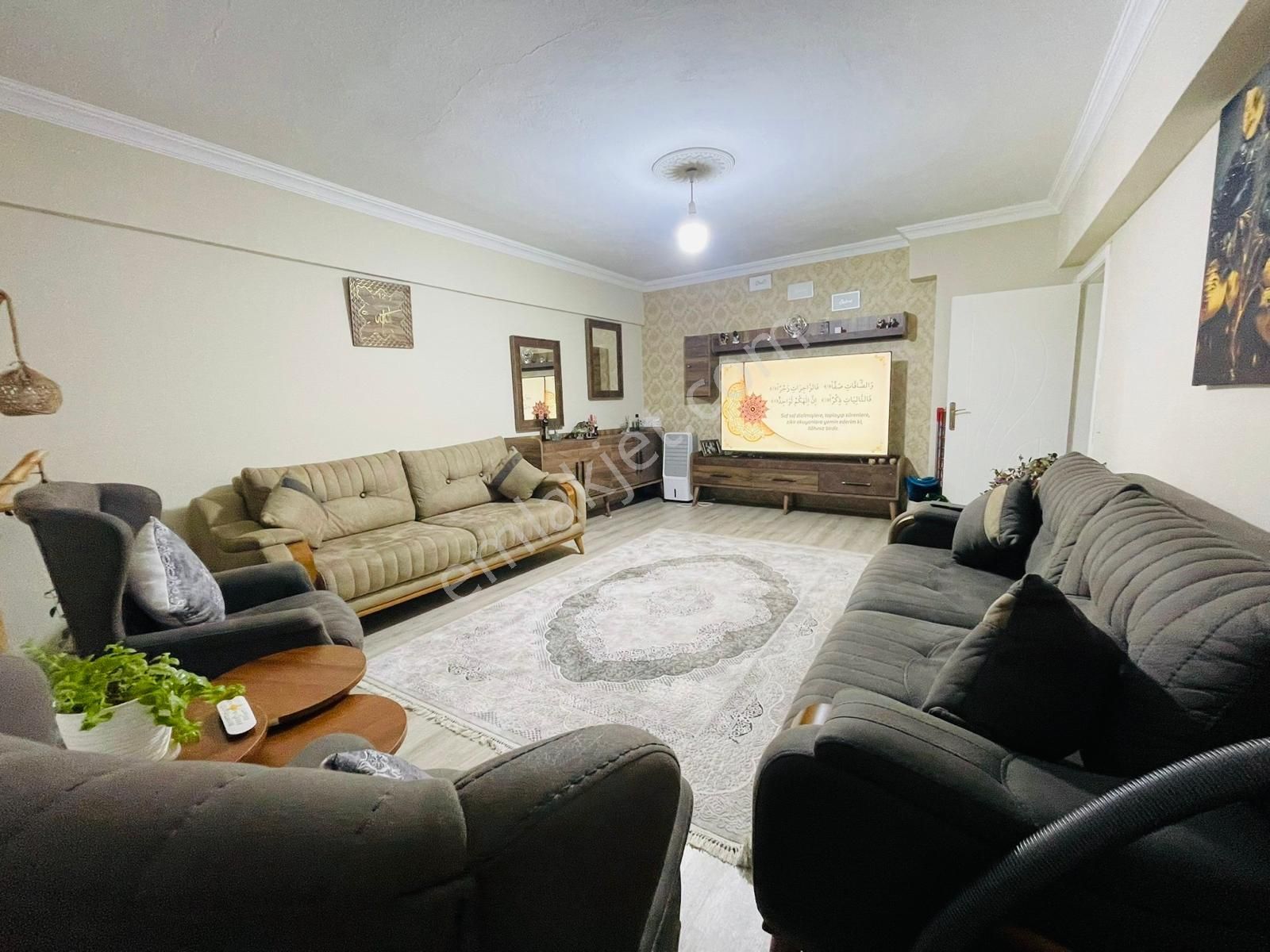 Ty Emlak'dan Malazgirt'te Cadde Cephe Full+full Yapılı Geniş M² - Görsel 8