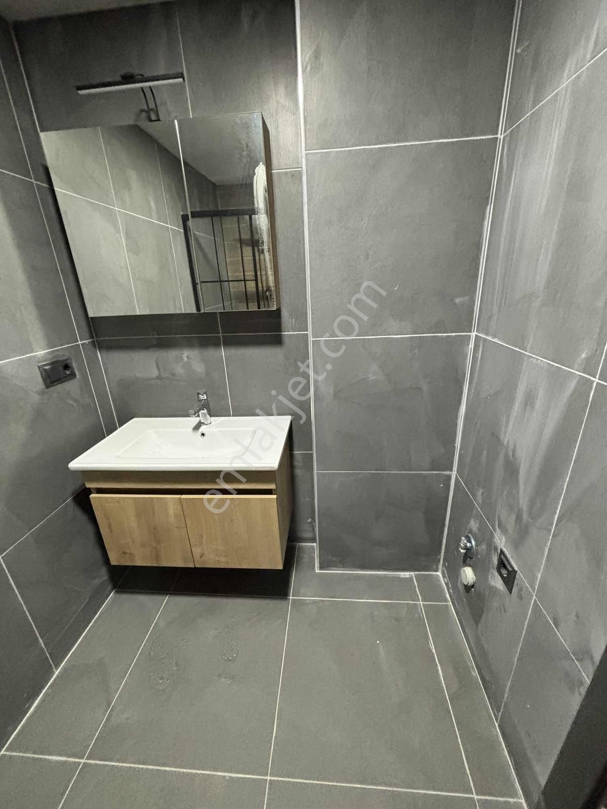 Fsm Site İçi Havuzlu 2+1 Arakat Ebeveyn Banyolu - Görsel 8