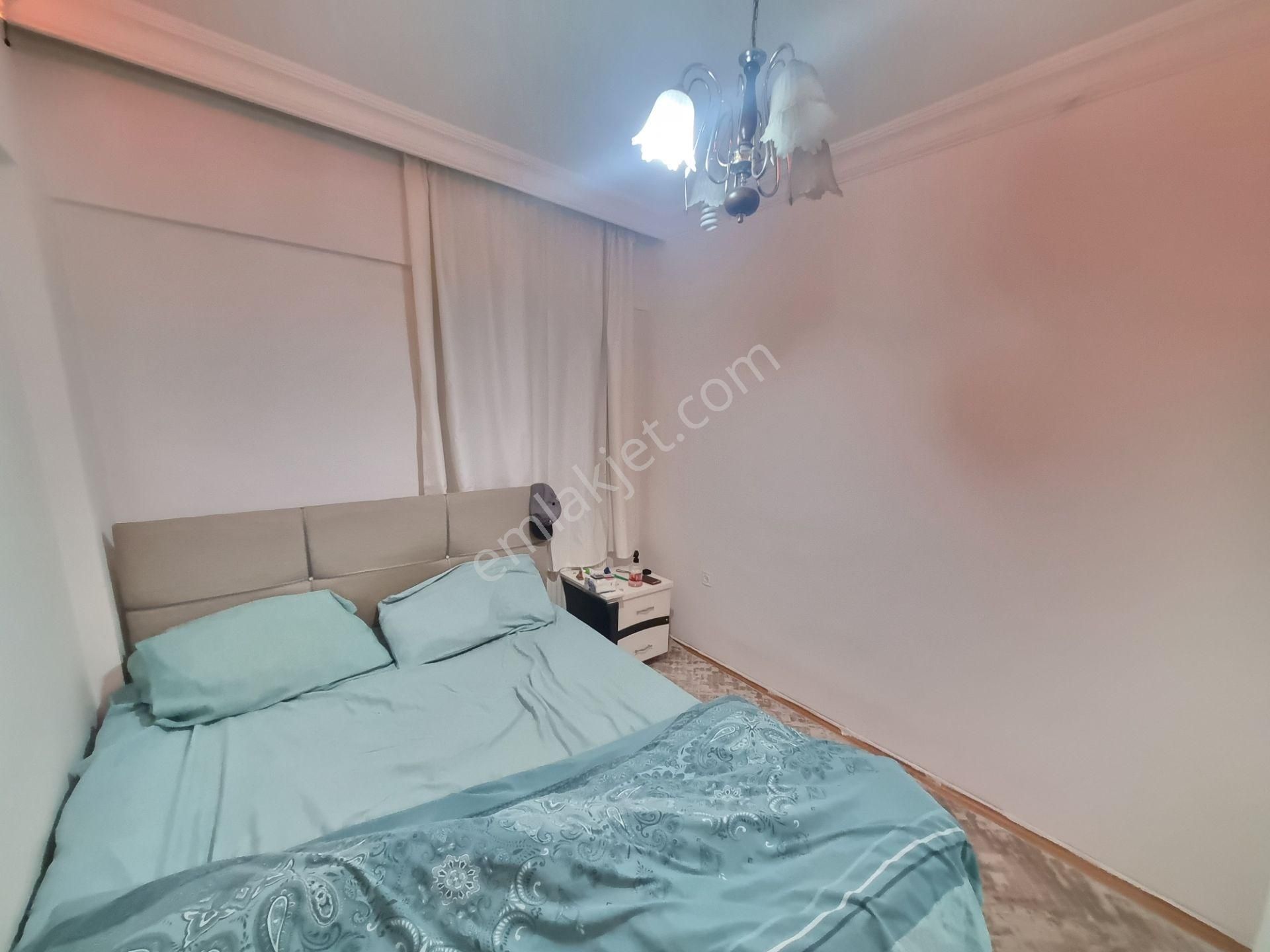 Cadde Üzeri - Eşyalarıyla Birlikte Satılık 3+1 Daire... - Görsel 18