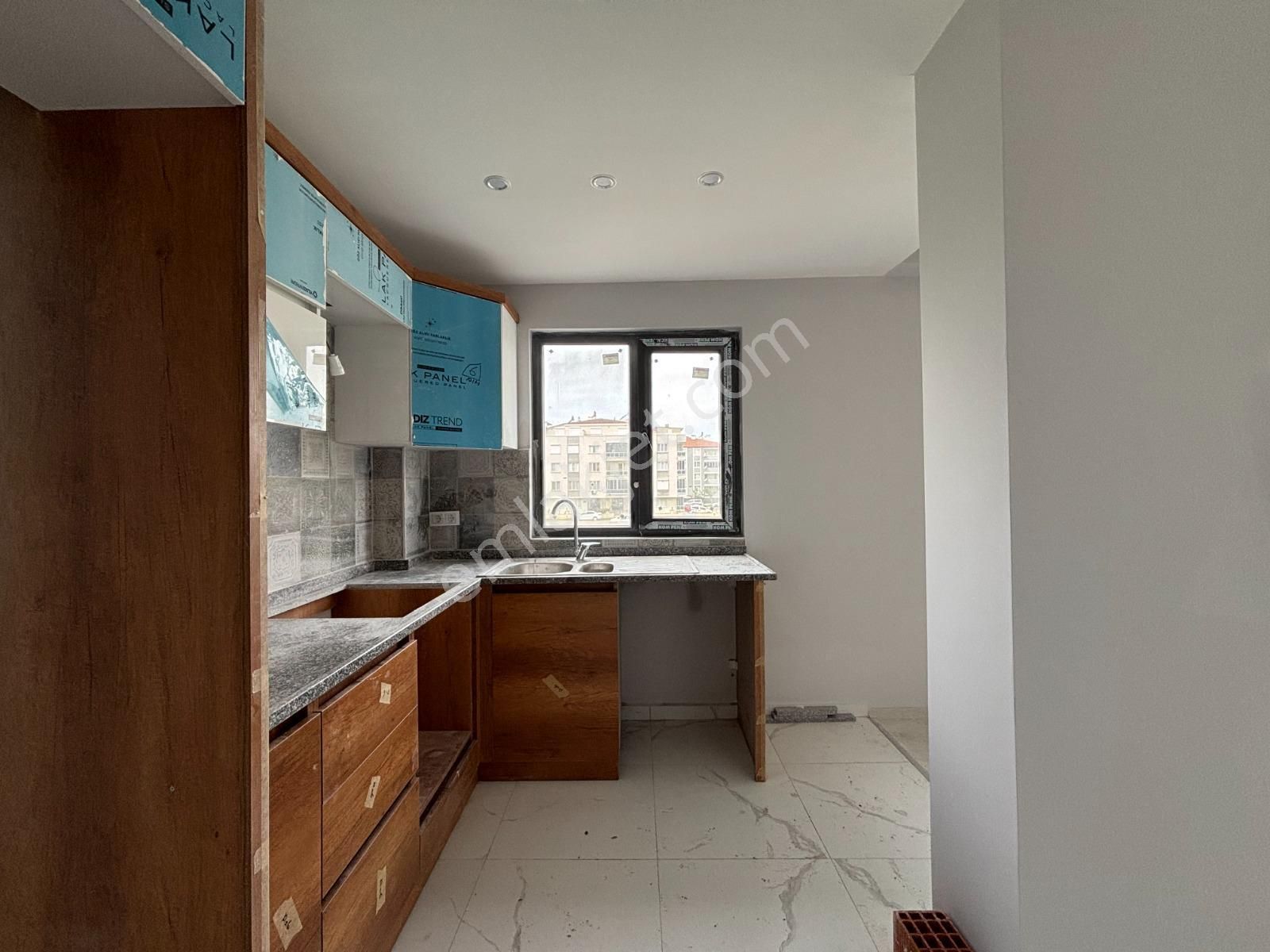 🏡referans'tan Altınkum'da Ön Cephe Geniş M² Sıfır Lüks Fırsat 1+1 Daire