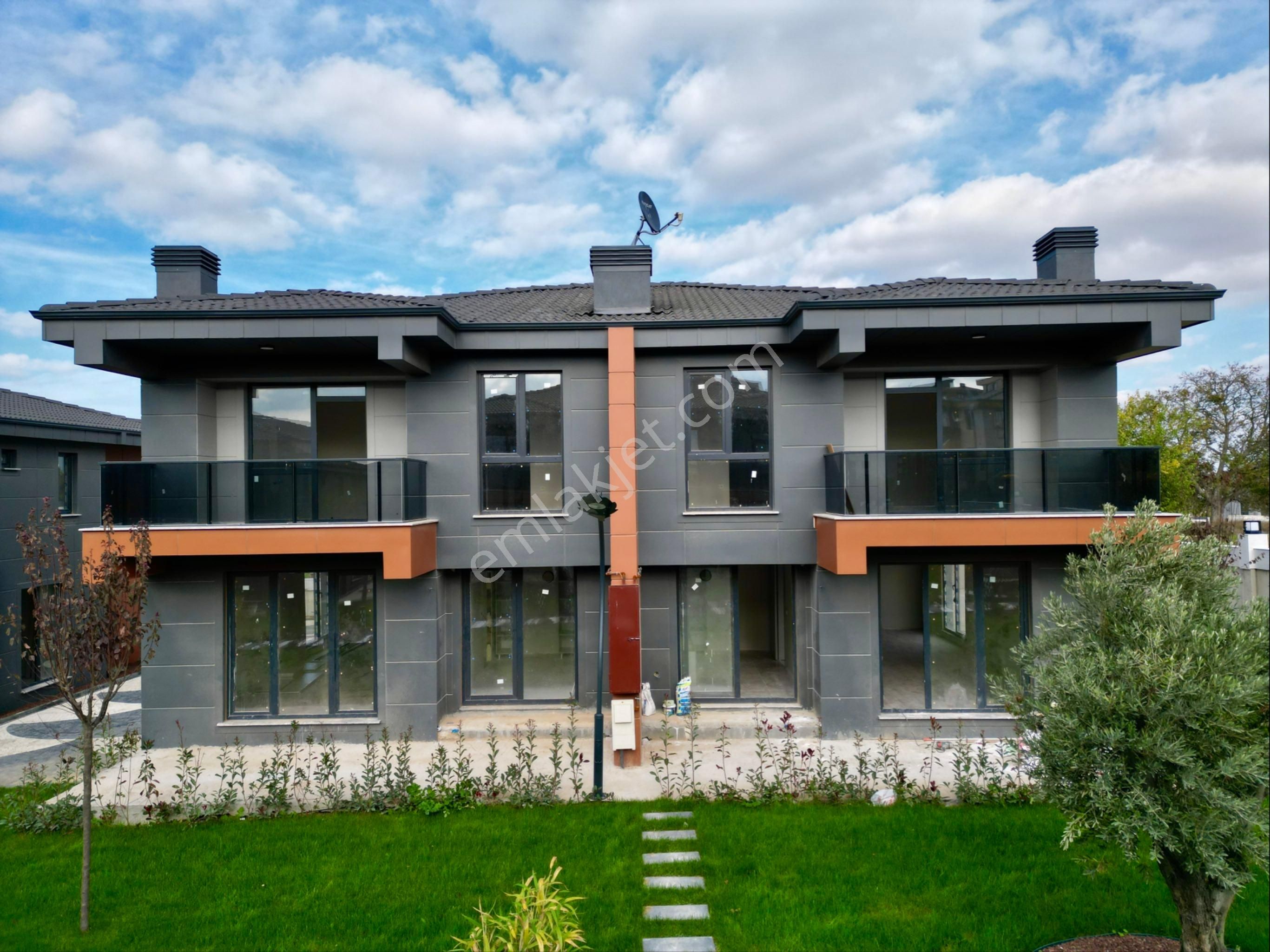 // Revos // Hürriyette 4+1 Site İçi Havuzlu Lüx Villa !!! - Görsel 9
