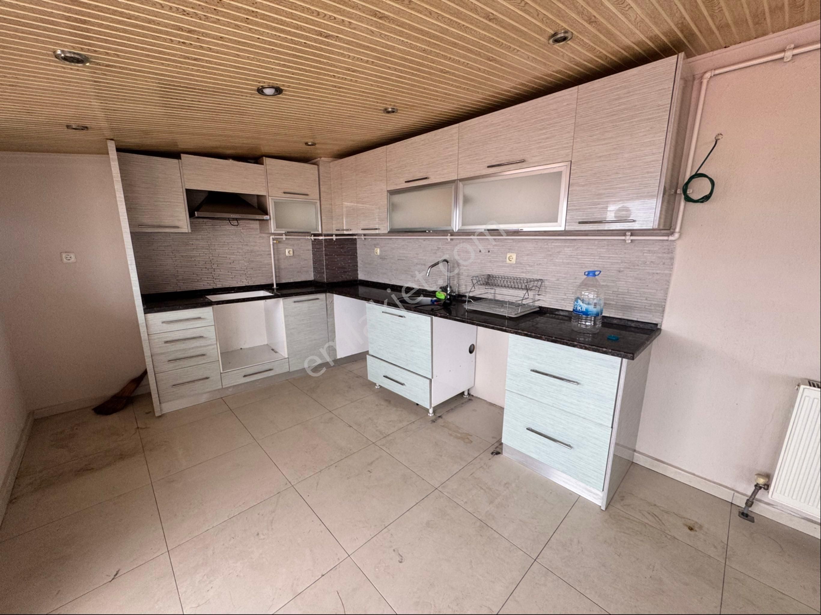 Berkay Emlaktan Yeşil Mahallede Doğalgazlı Kiralık Daire - Görsel 8