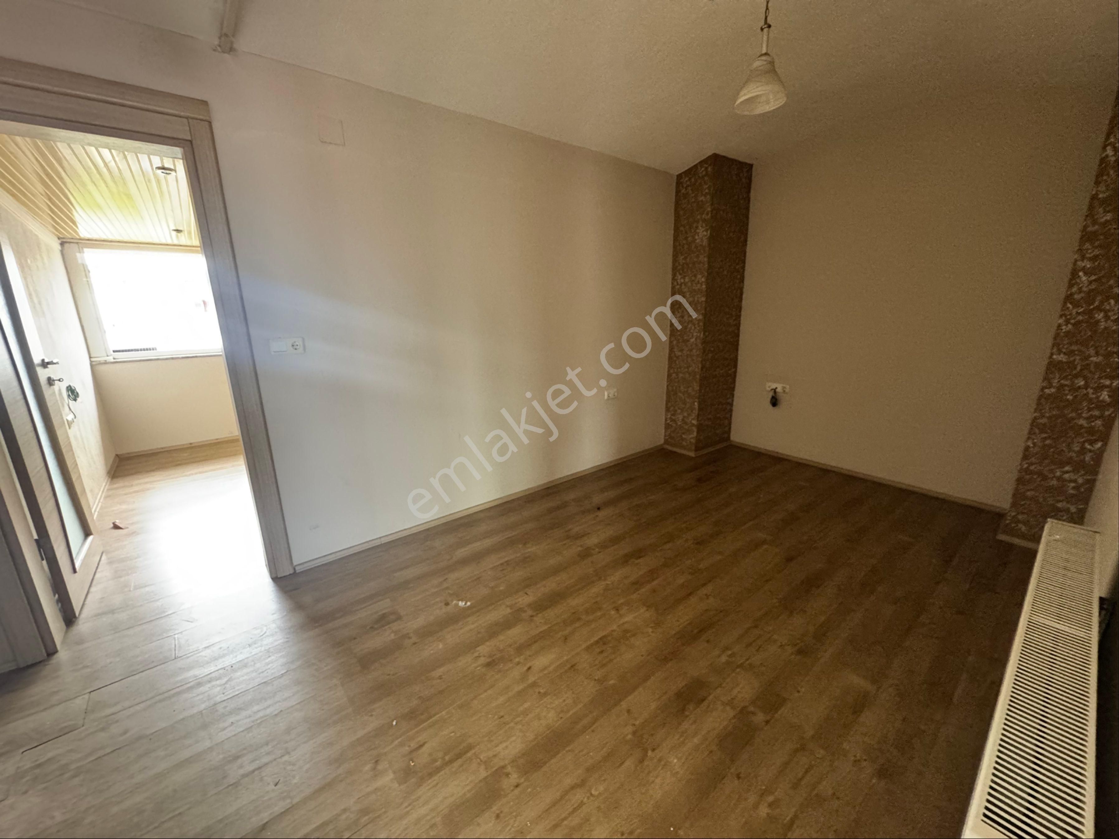 Berkay Emlaktan Yeşil Mahallede Doğalgazlı Kiralık Daire - Görsel 12