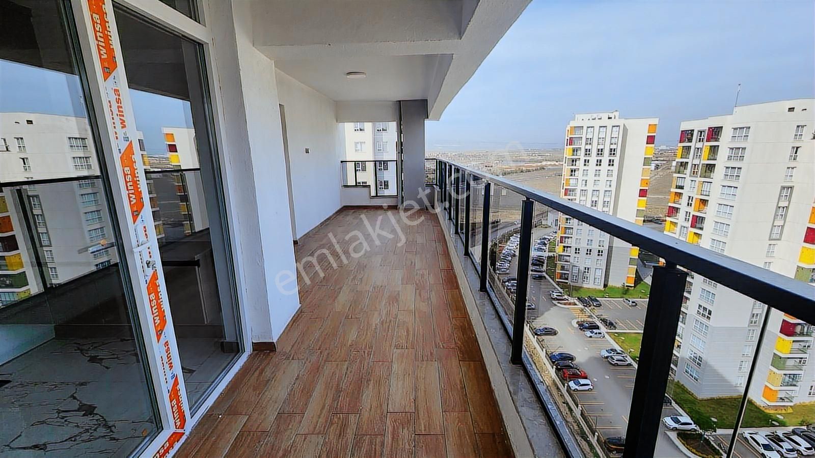 Törekent Mah. Serra Bulvar'da 14. Katta 4+1 Satılık Daire - Görsel 8