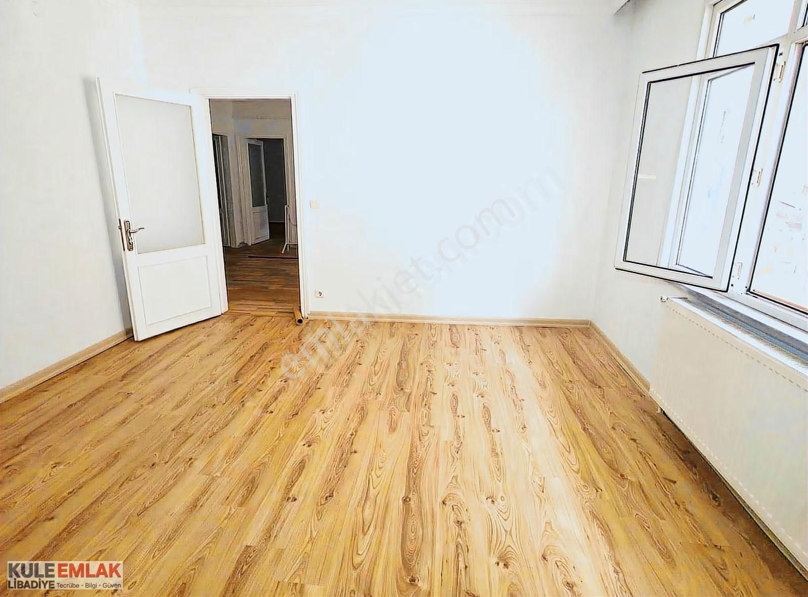 Ünalan Merkezde Metroya Yakın Geniş Ve Ferah Balkonlu 3+1 - Görsel 4