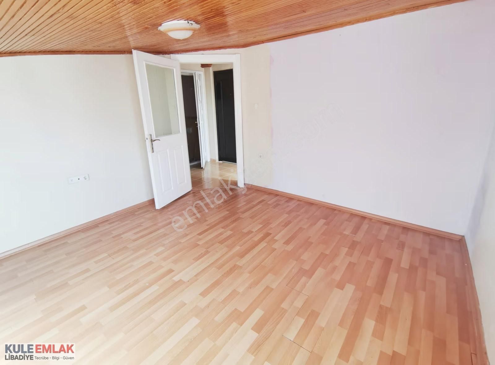 Kule'den | Karlıdere Caddesi'nde 3+1 Teraslı Dubleks - Görsel 16