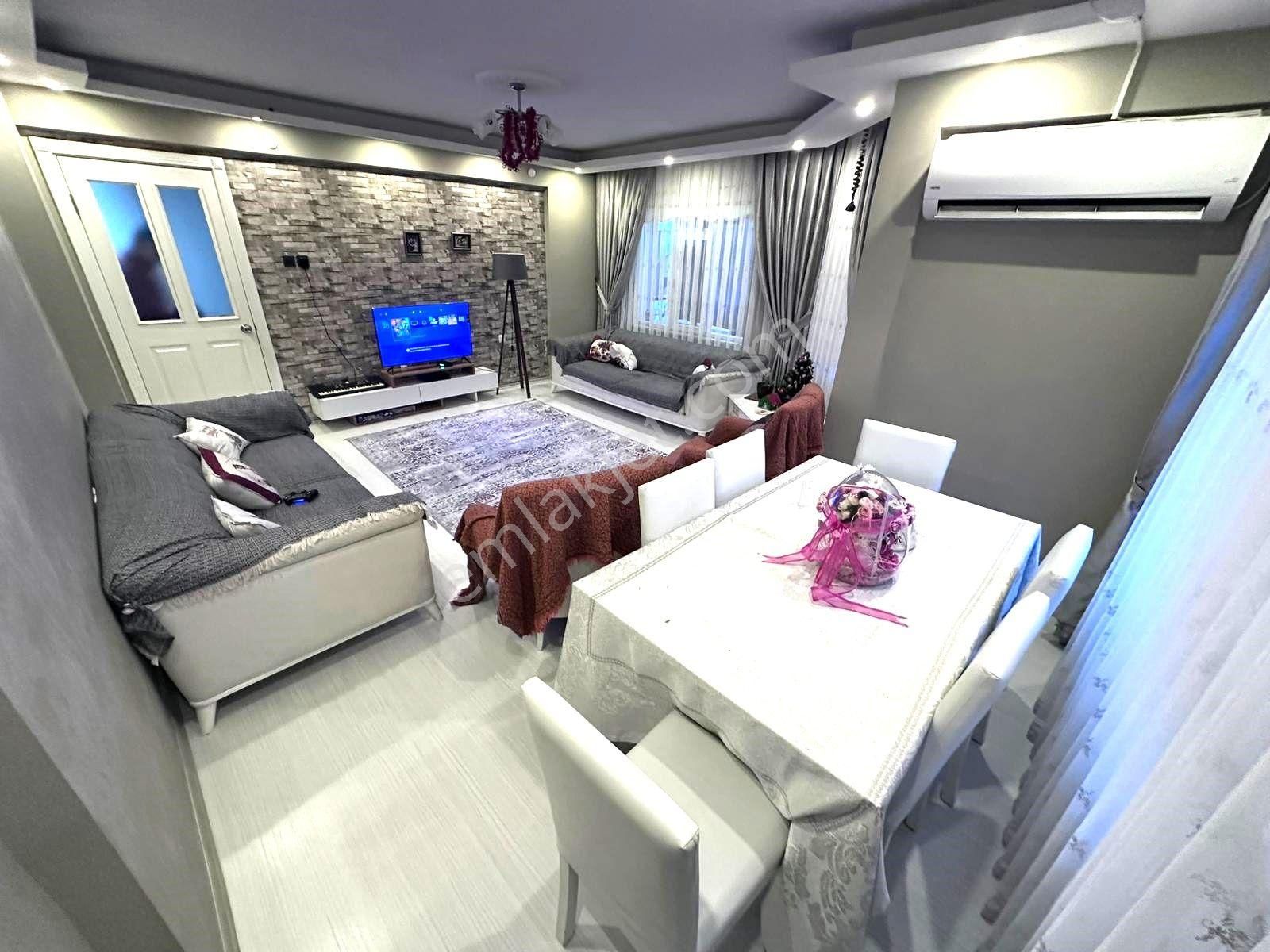 ꧁ay Emlaktan꧂akçay Merkezde Denize Yakın Ön Cephe Ayrı Mutfak Çift Balkon Satılık 3+1 Tasarım Daire - Görsel 6