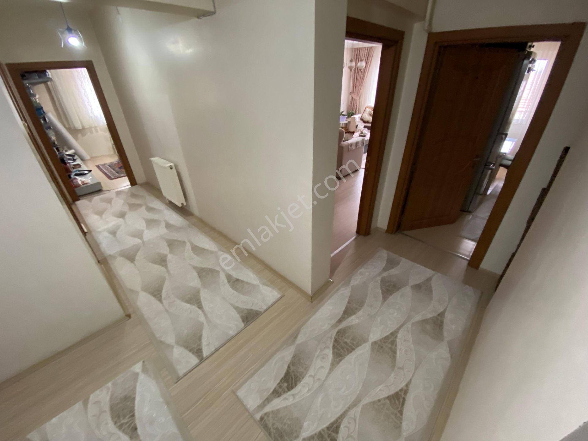 Pınarbaşı Mah Aile Yaşam Merkezi Karşısı Sanatoryum Cadde Üzeri Orta Kat Güney Cephe - Görsel 32