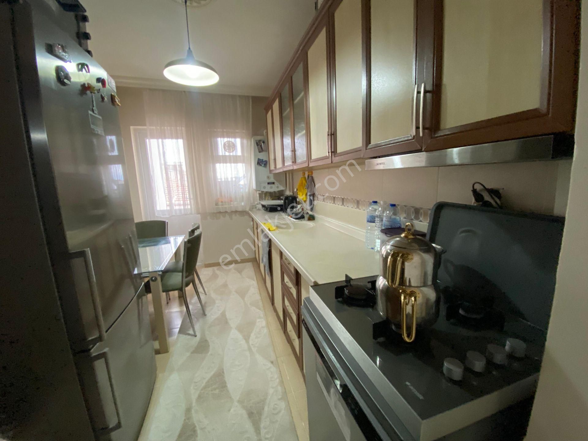 Pınarbaşı Mah Aile Yaşam Merkezi Karşısı Sanatoryum Cadde Üzeri Orta Kat Güney Cephe - Görsel 15