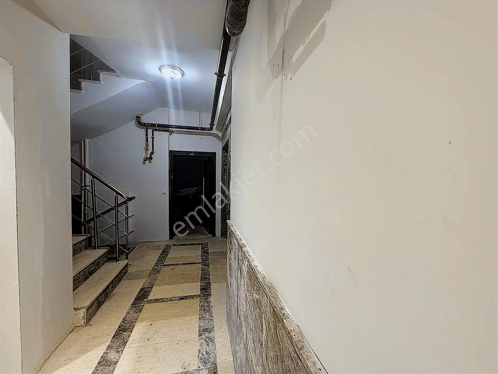 Feneryolu'nda Marmaraya Yürüme Mesafesinde Satılık 3+1 Daire - Görsel 23