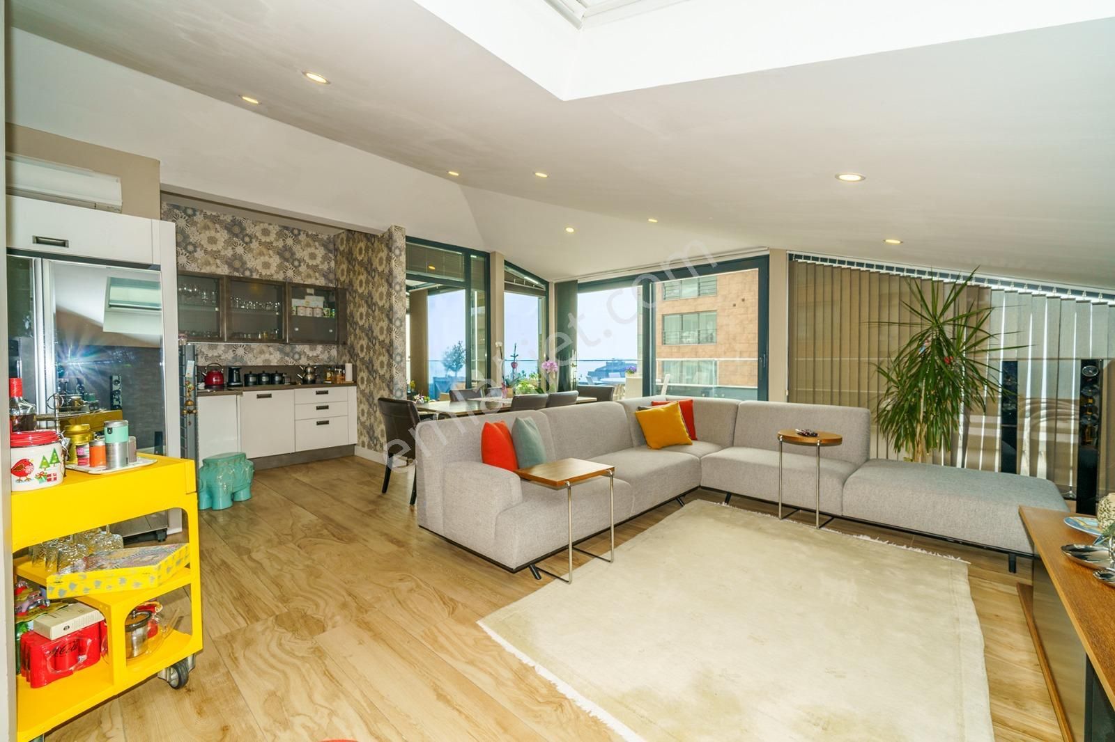 Mutluol Proje'den Suadiye Sahilde Satılık 6+2 Dubleks Daire - Görsel 35