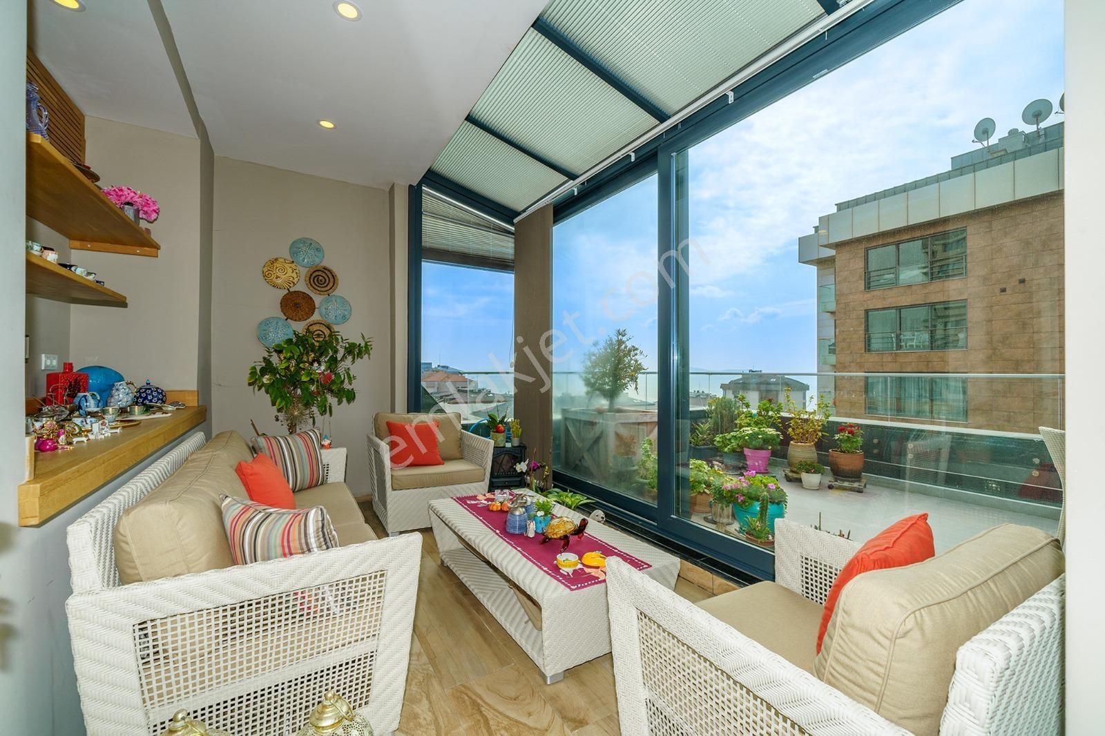 Mutluol Proje'den Suadiye Sahilde Satılık 6+2 Dubleks Daire - Görsel 11