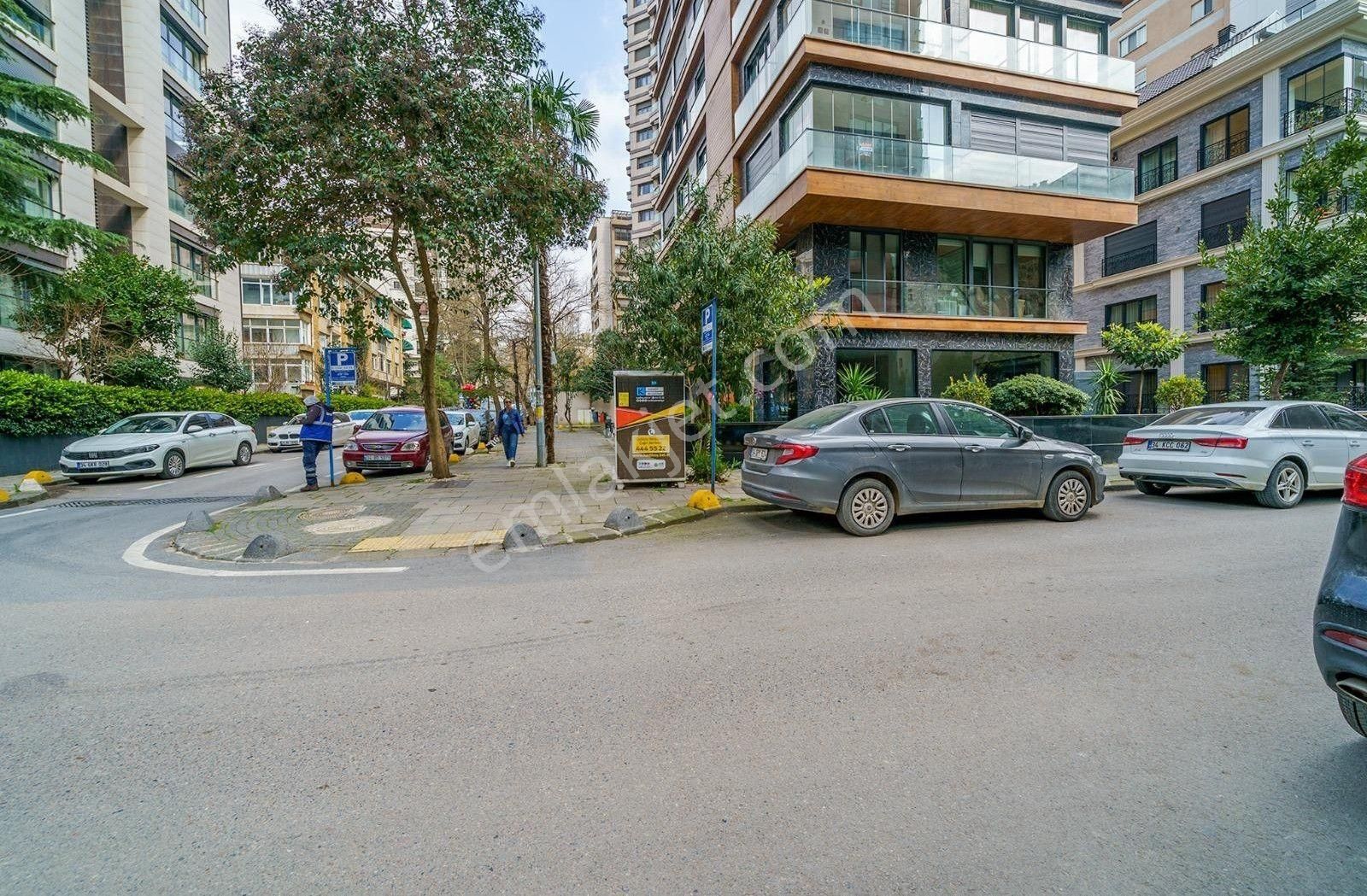 Mutluol Proje'den Suadiye Sahilde Satılık 6+2 Dubleks Daire - Görsel 5